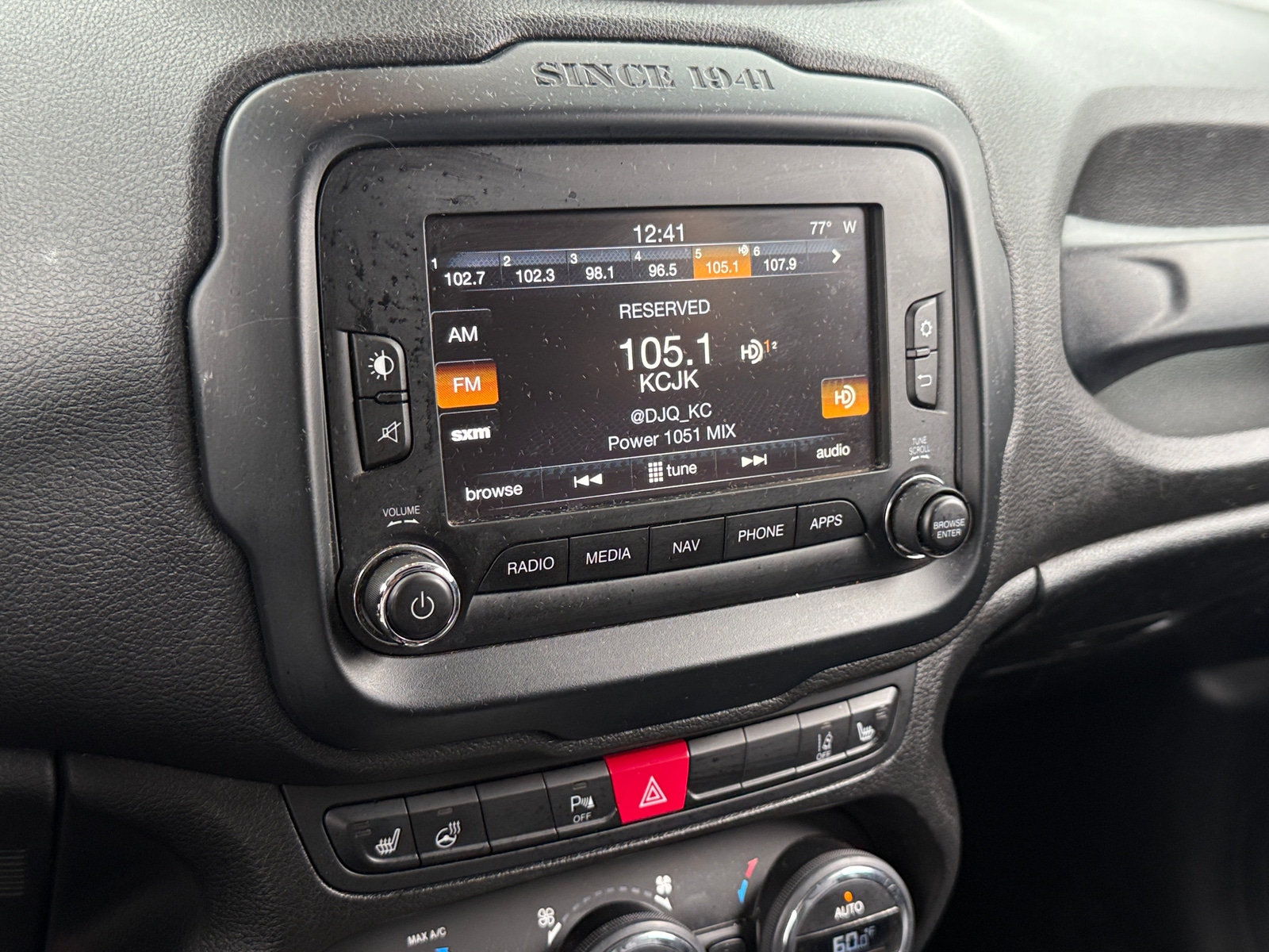 Thumbnail: 2017 Jeep Renegade - 3