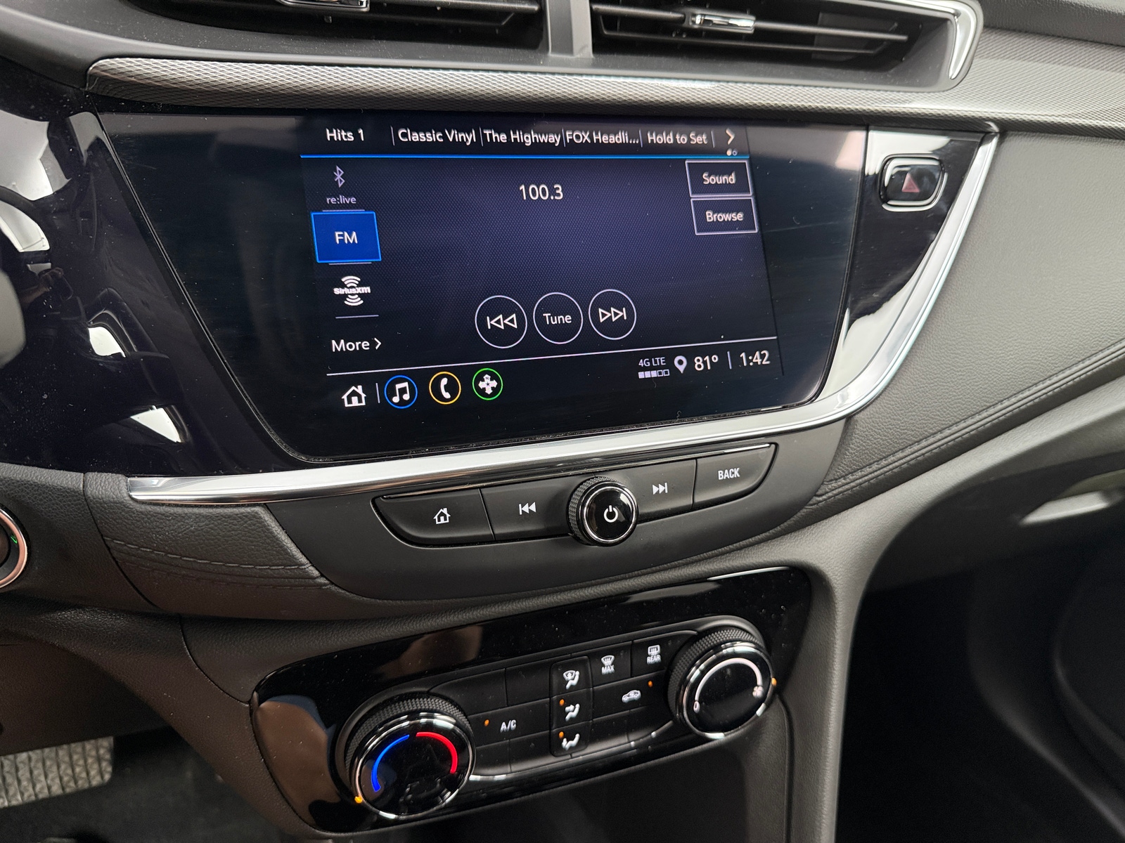 Thumbnail: 2022 Buick Encore GX - 3
