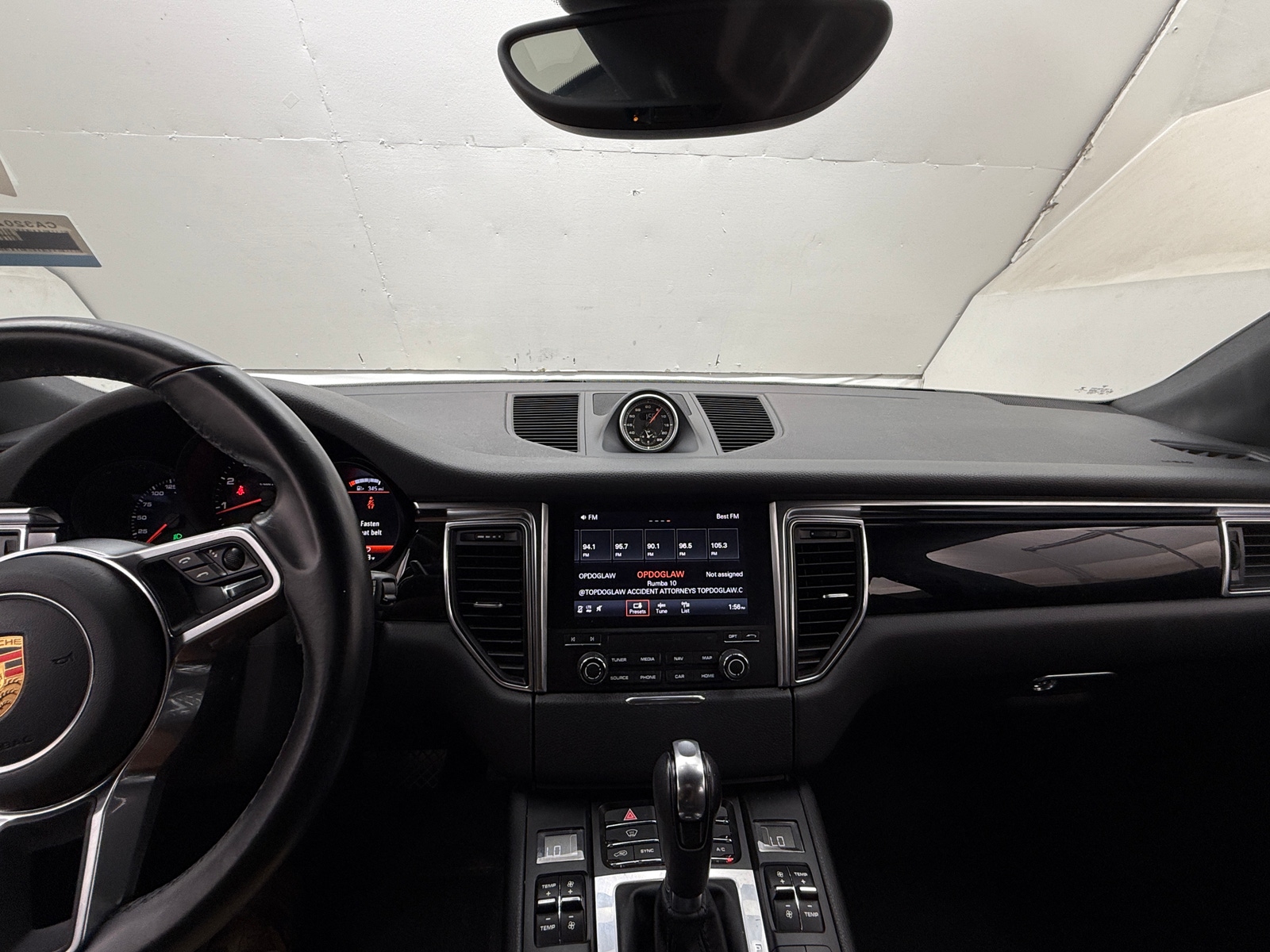 Thumbnail: 2018 Porsche Macan - 2
