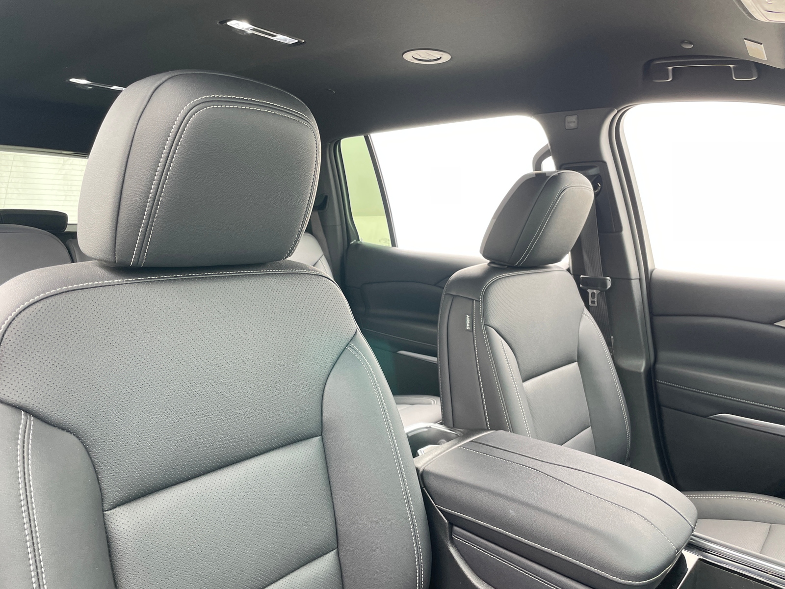 Thumbnail: 2025 Chevrolet Traverse - 2