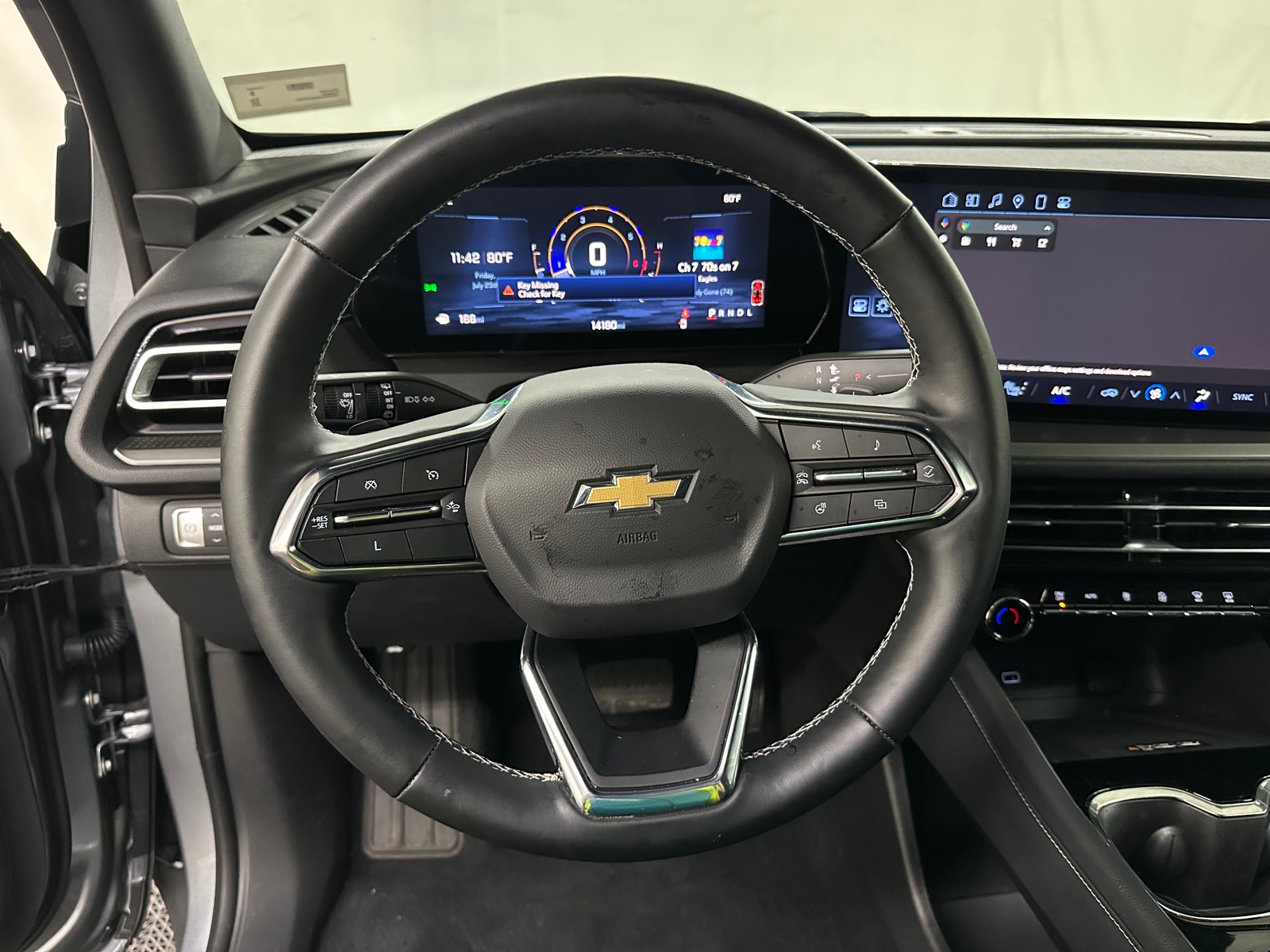 Thumbnail: 2025 Chevrolet Traverse - 5
