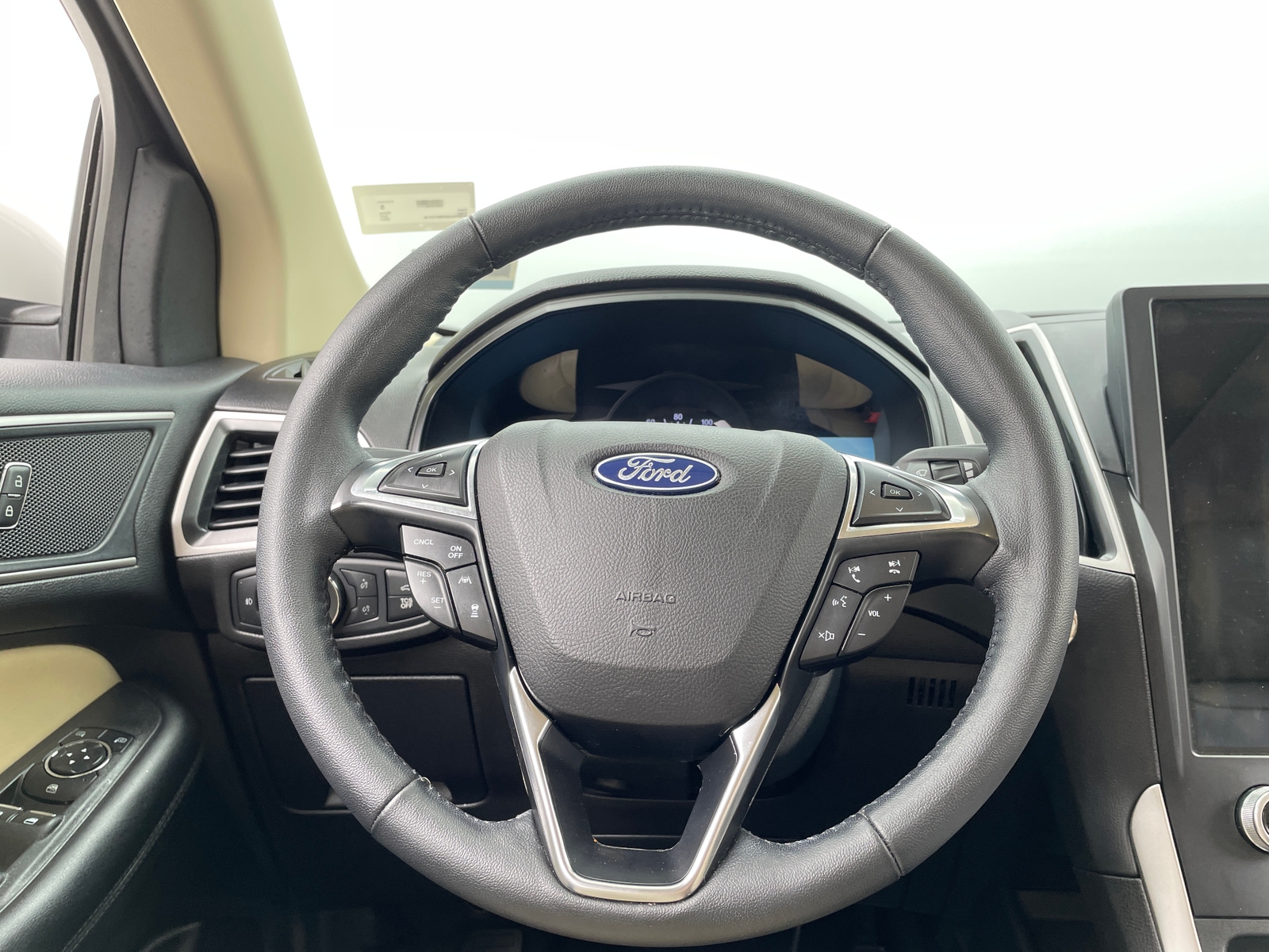 Thumbnail: 2022 Ford Edge - 4