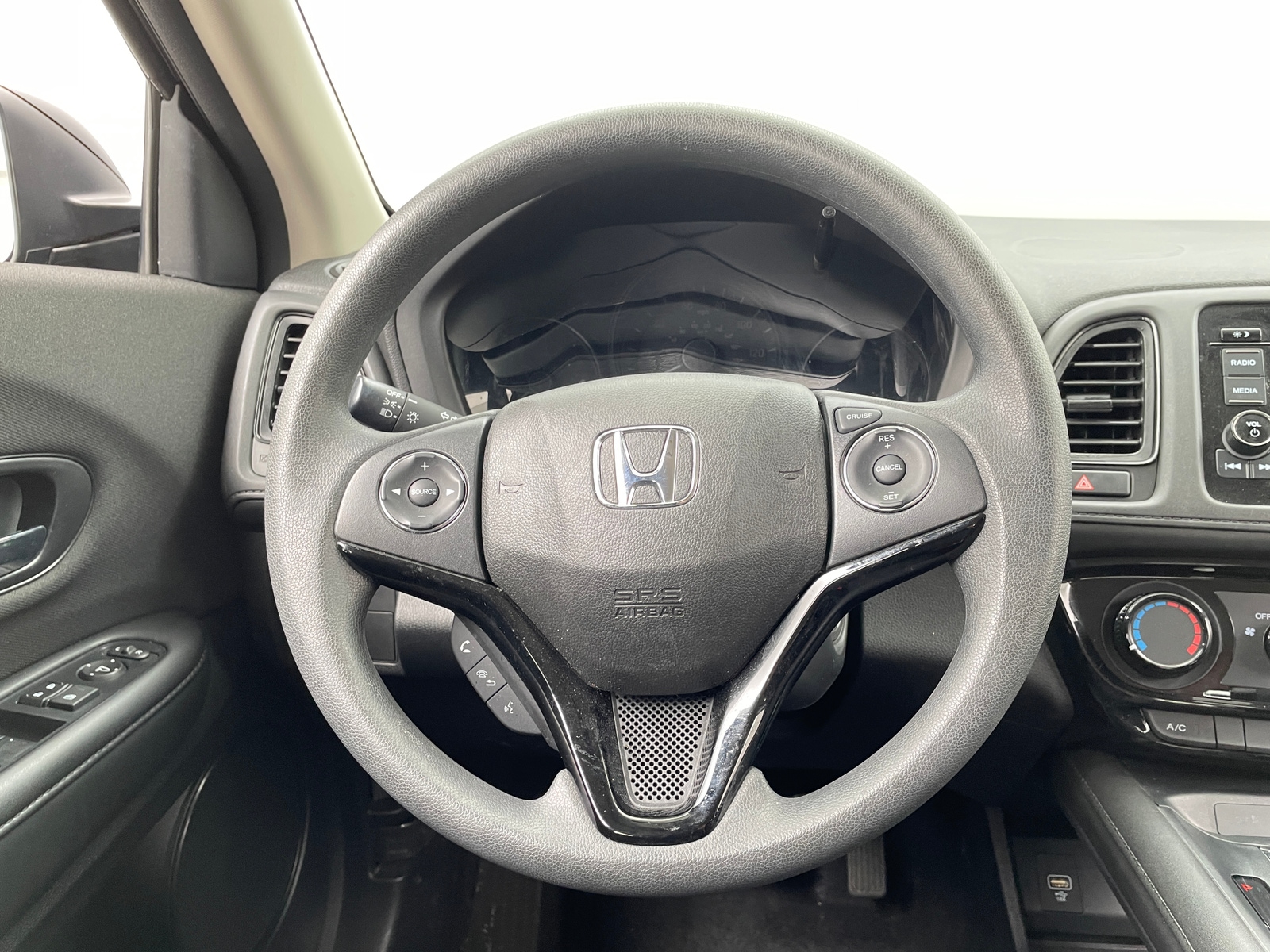 Thumbnail: 2022 Honda HR-V - 5