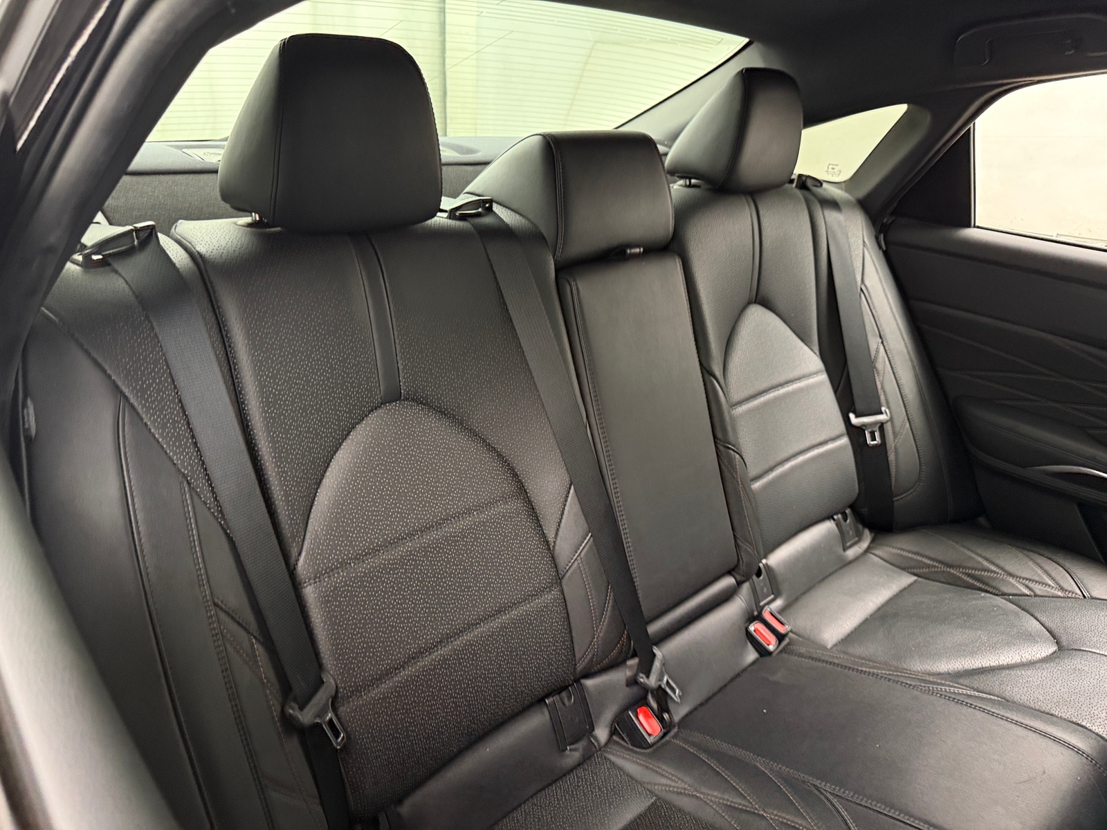 Thumbnail: 2021 Toyota Avalon - 5
