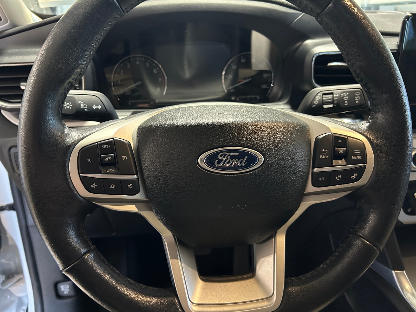 Thumbnail: 2023 Ford Explorer - 4