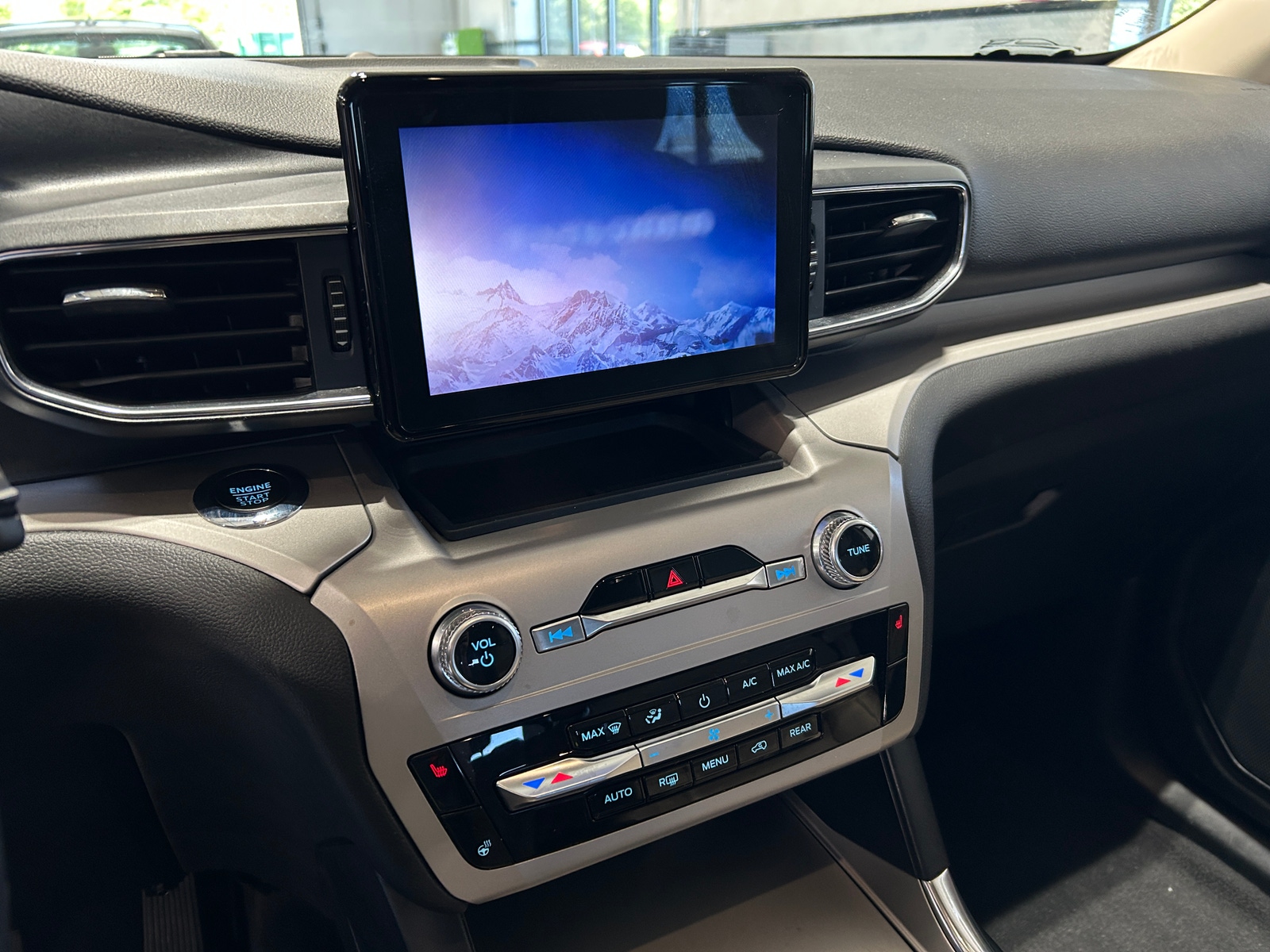 Thumbnail: 2023 Ford Explorer - 3