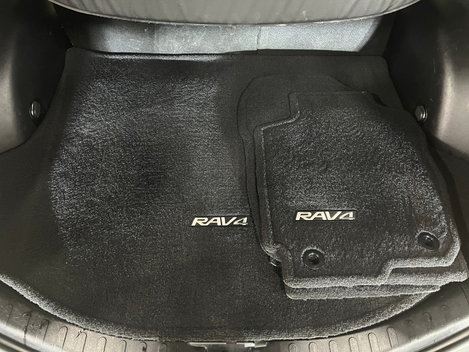 Thumbnail: 2014 Toyota RAV4 - 7