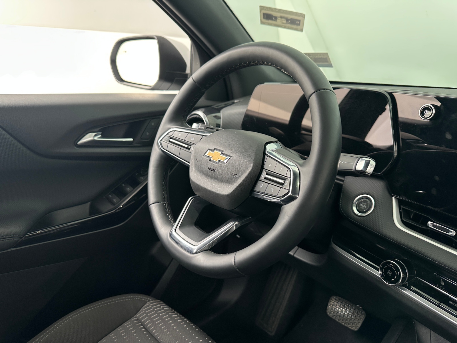 Thumbnail: 2025 Chevrolet Equinox - 5
