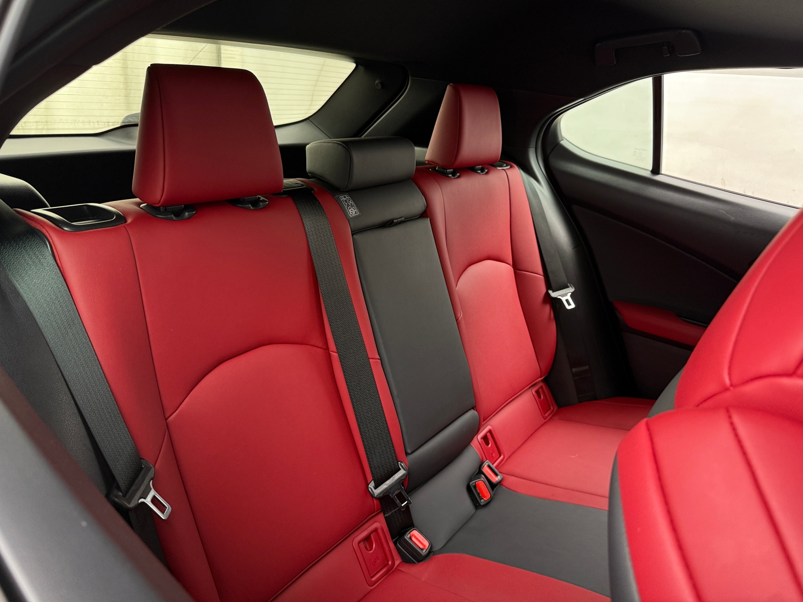Thumbnail: 2021 Lexus UX - 5