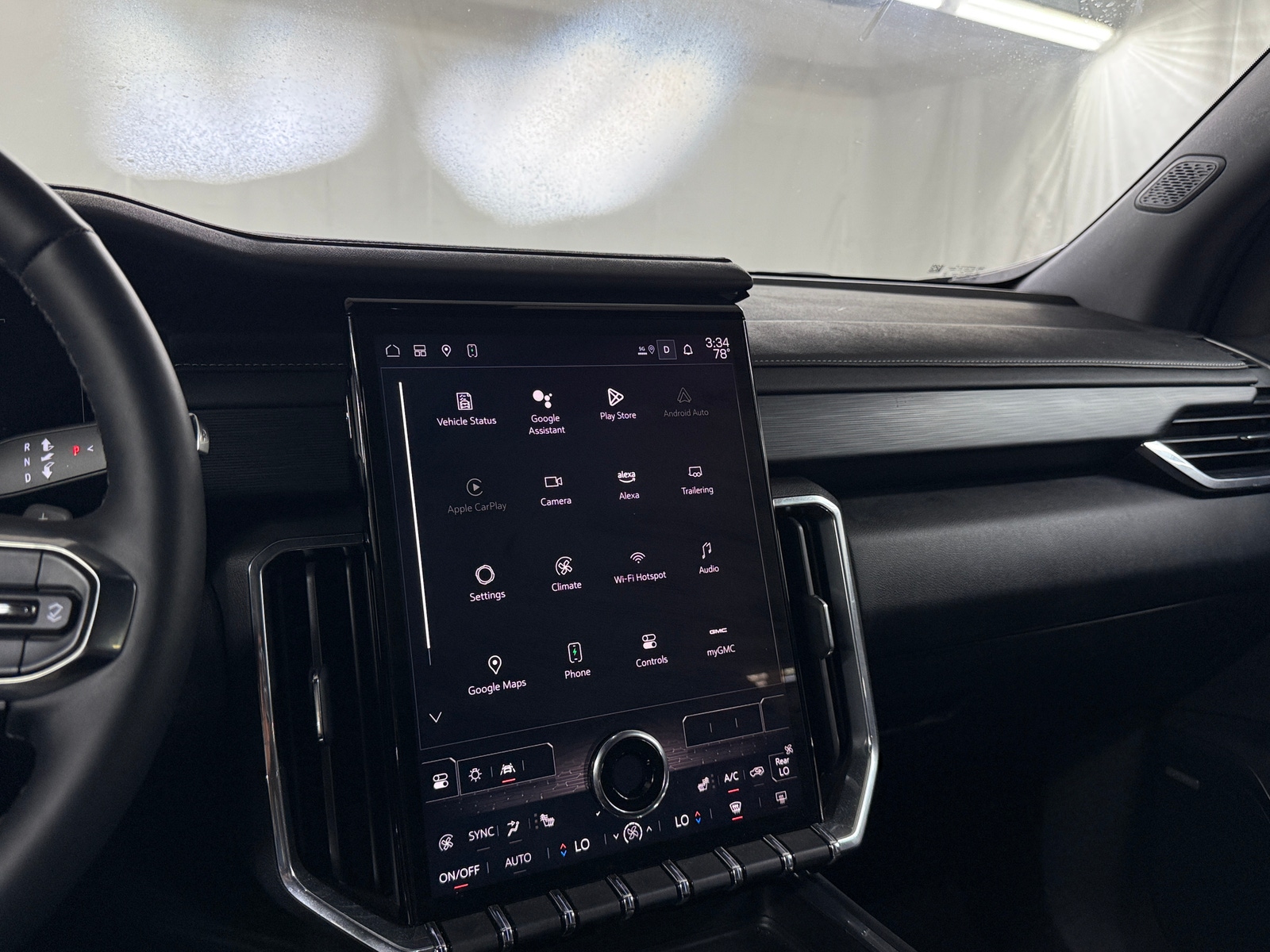 Thumbnail: 2025 GMC Acadia - 4