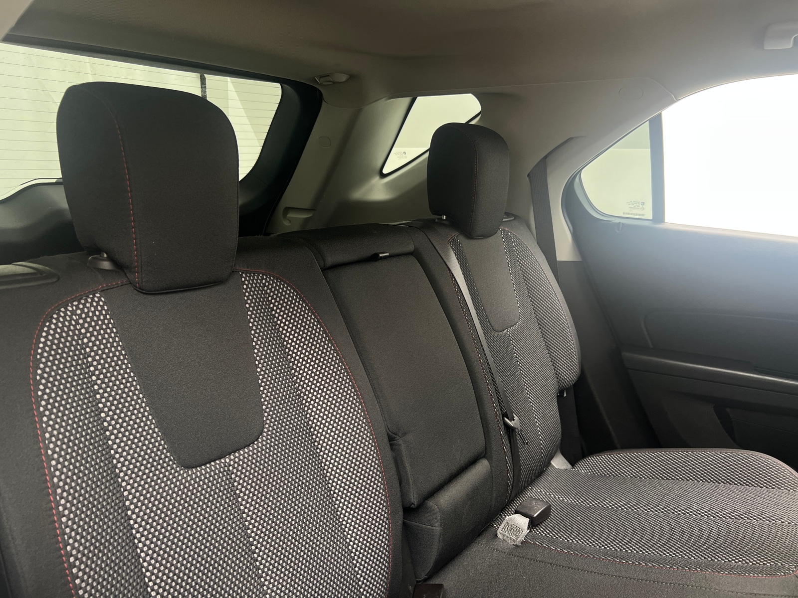 Thumbnail: 2017 Chevrolet Equinox - 6