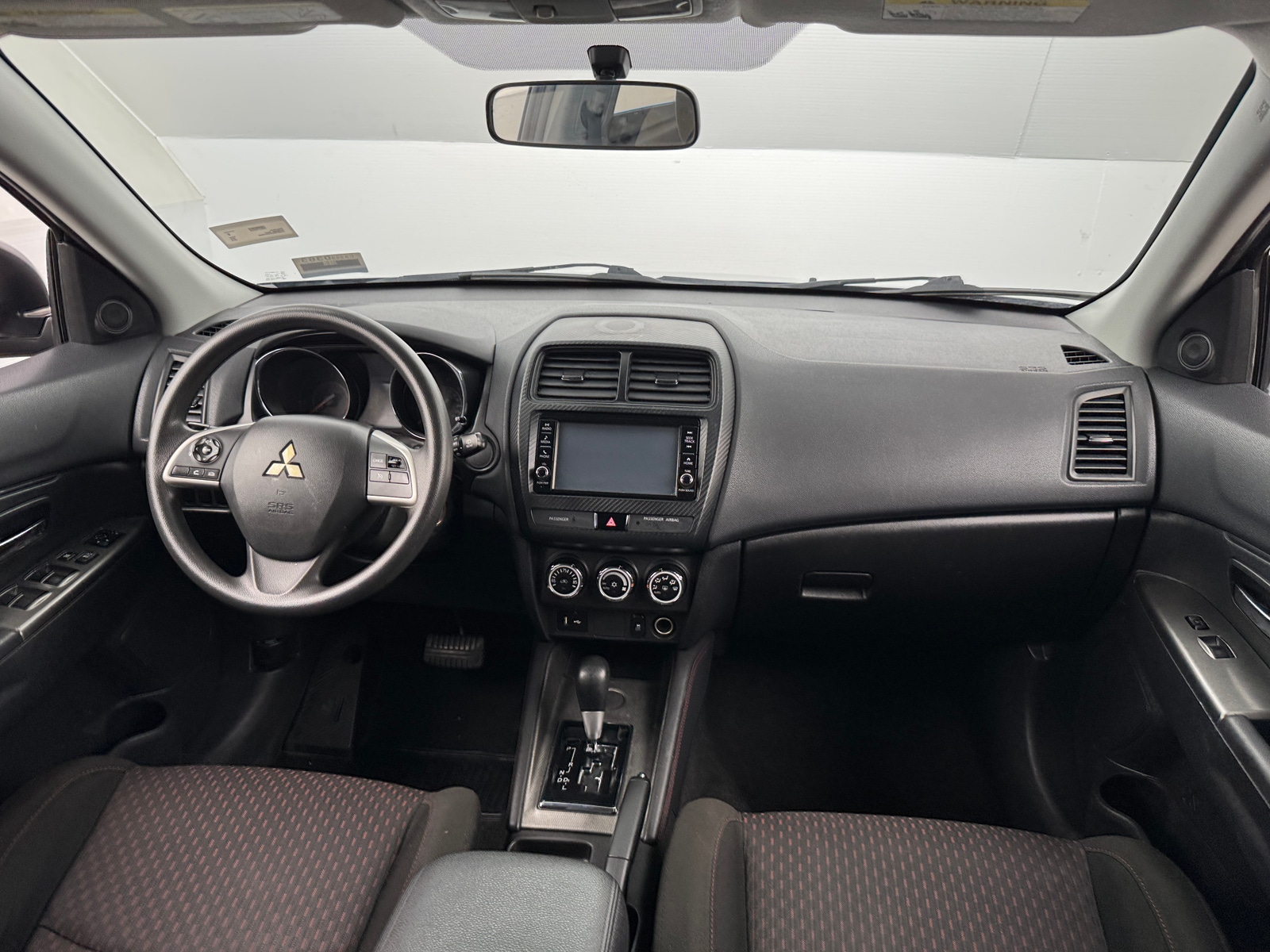 Thumbnail: 2018 Mitsubishi Outlander Sport - 3