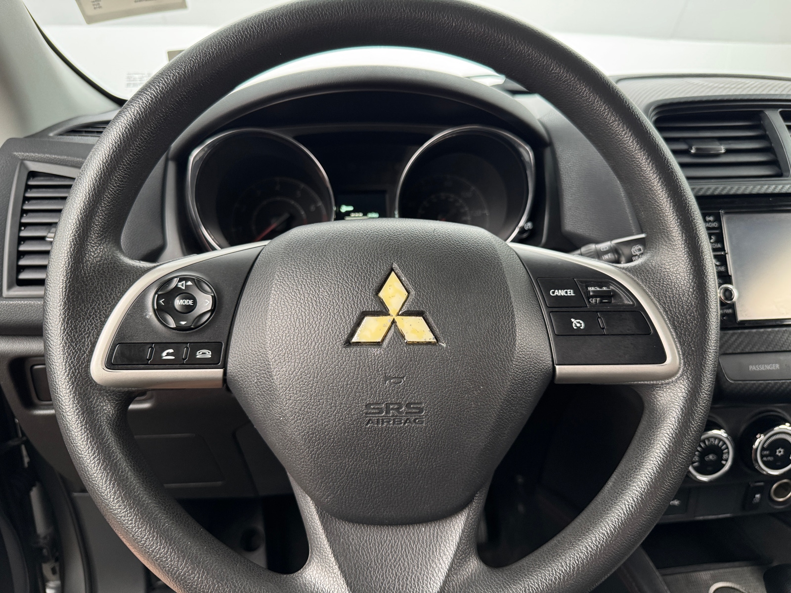 Thumbnail: 2018 Mitsubishi Outlander Sport - 5