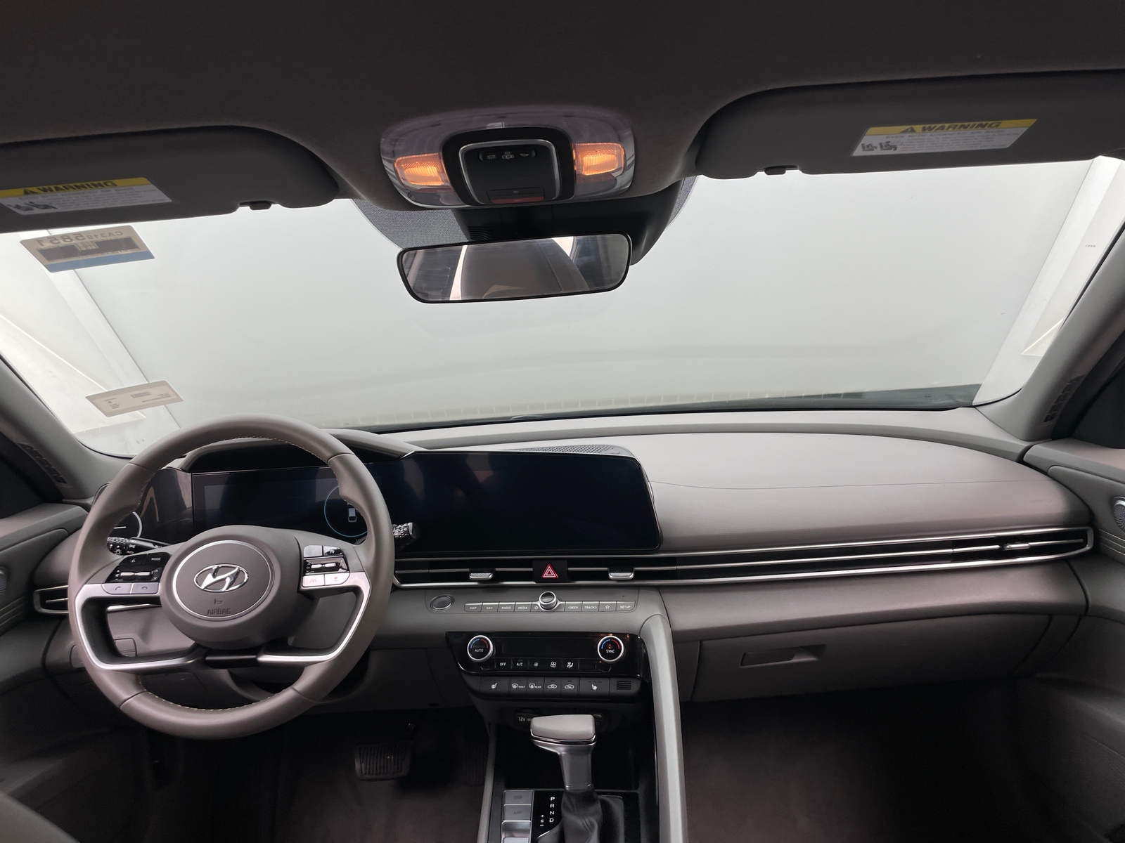 Thumbnail: 2023 Hyundai Elantra - 3