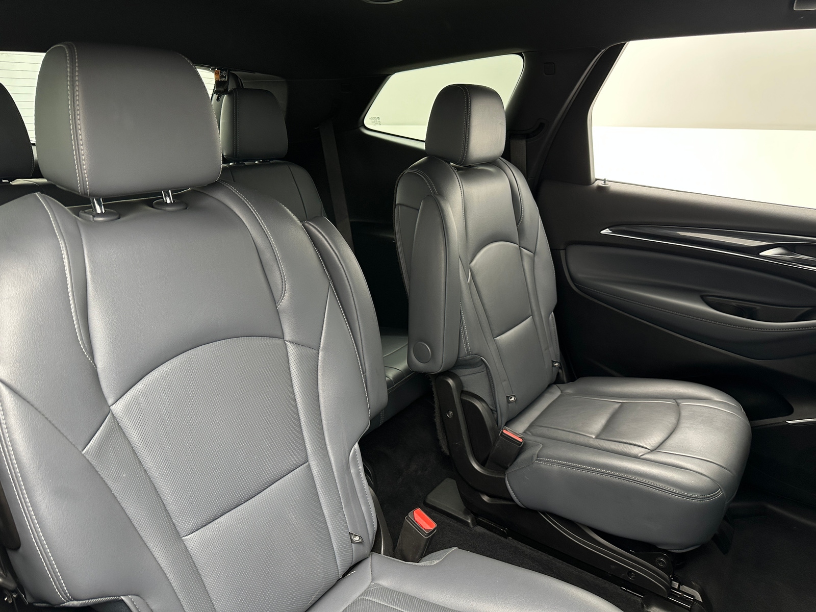 Thumbnail: 2022 Buick Enclave - 5