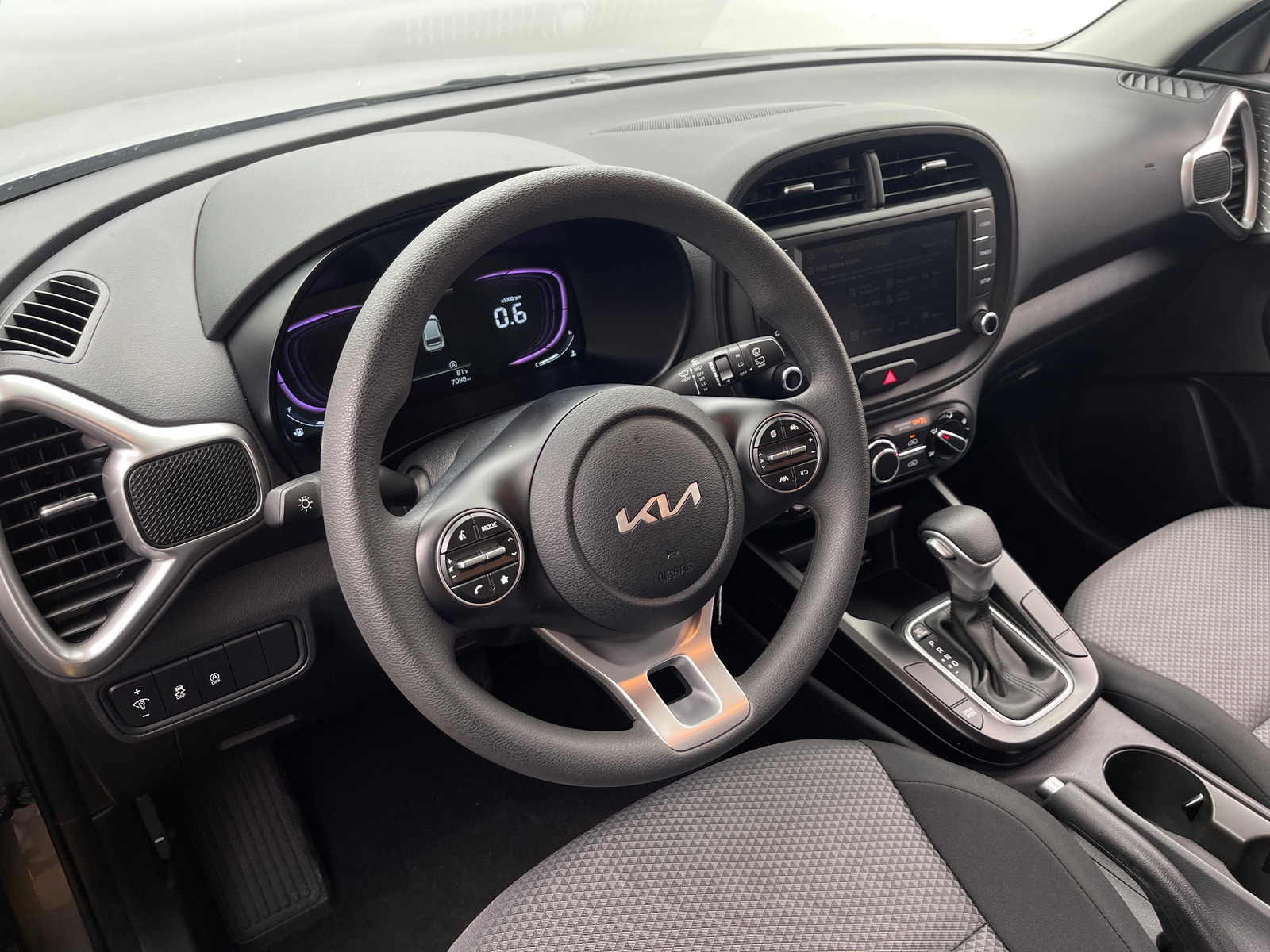 Thumbnail: 2025 Kia Soul - 3
