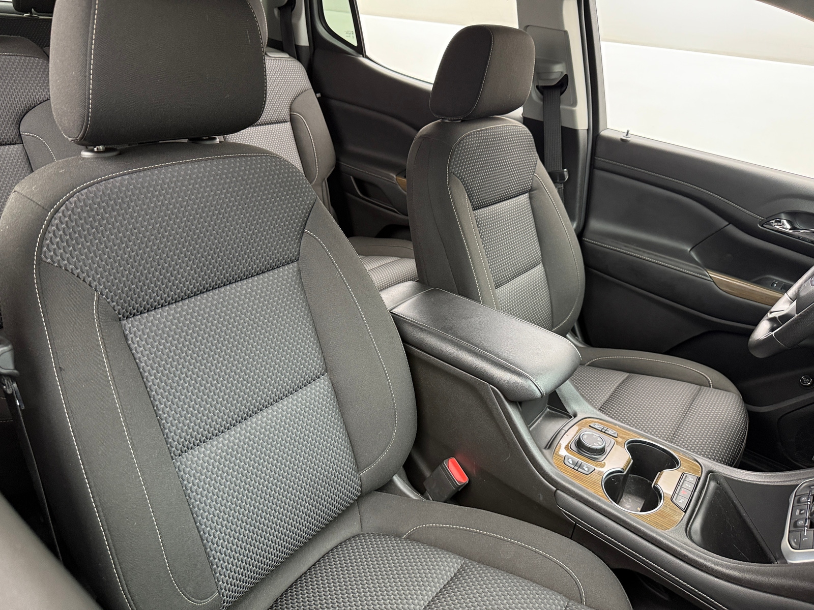 Thumbnail: 2022 GMC Acadia - 2