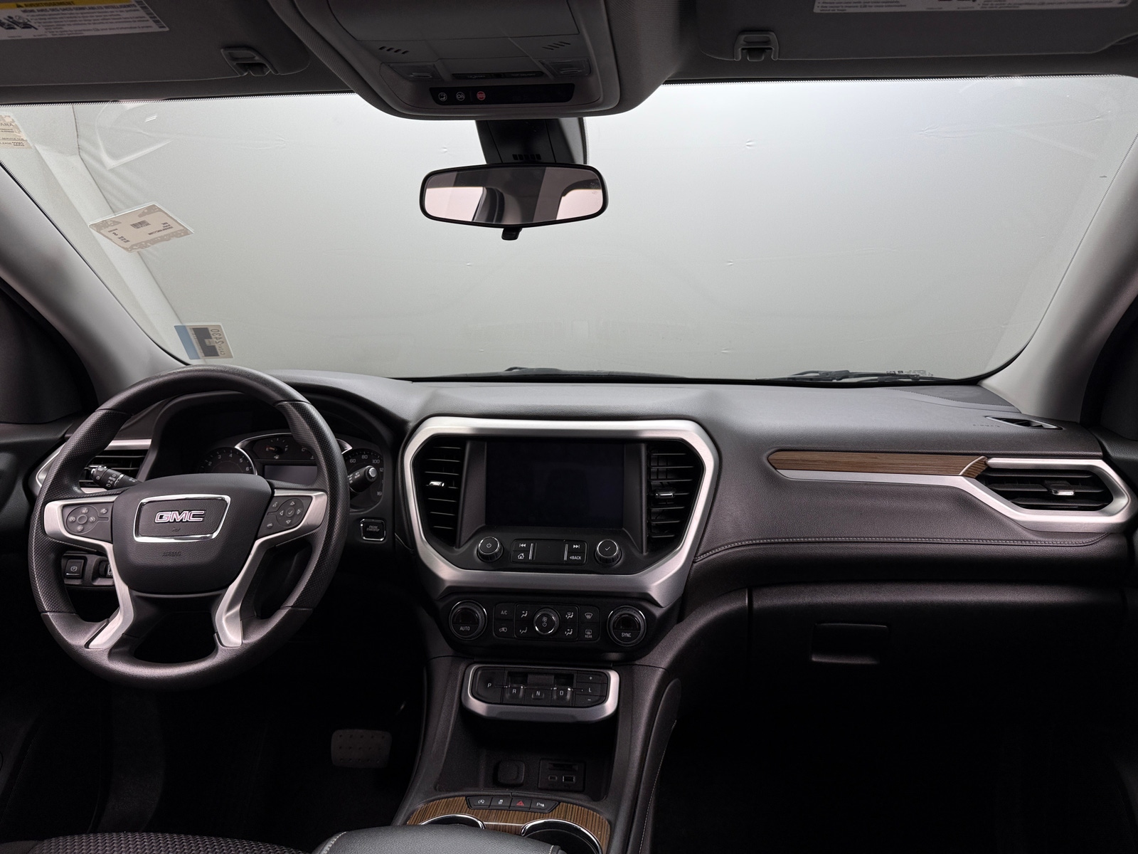 Thumbnail: 2022 GMC Acadia - 3