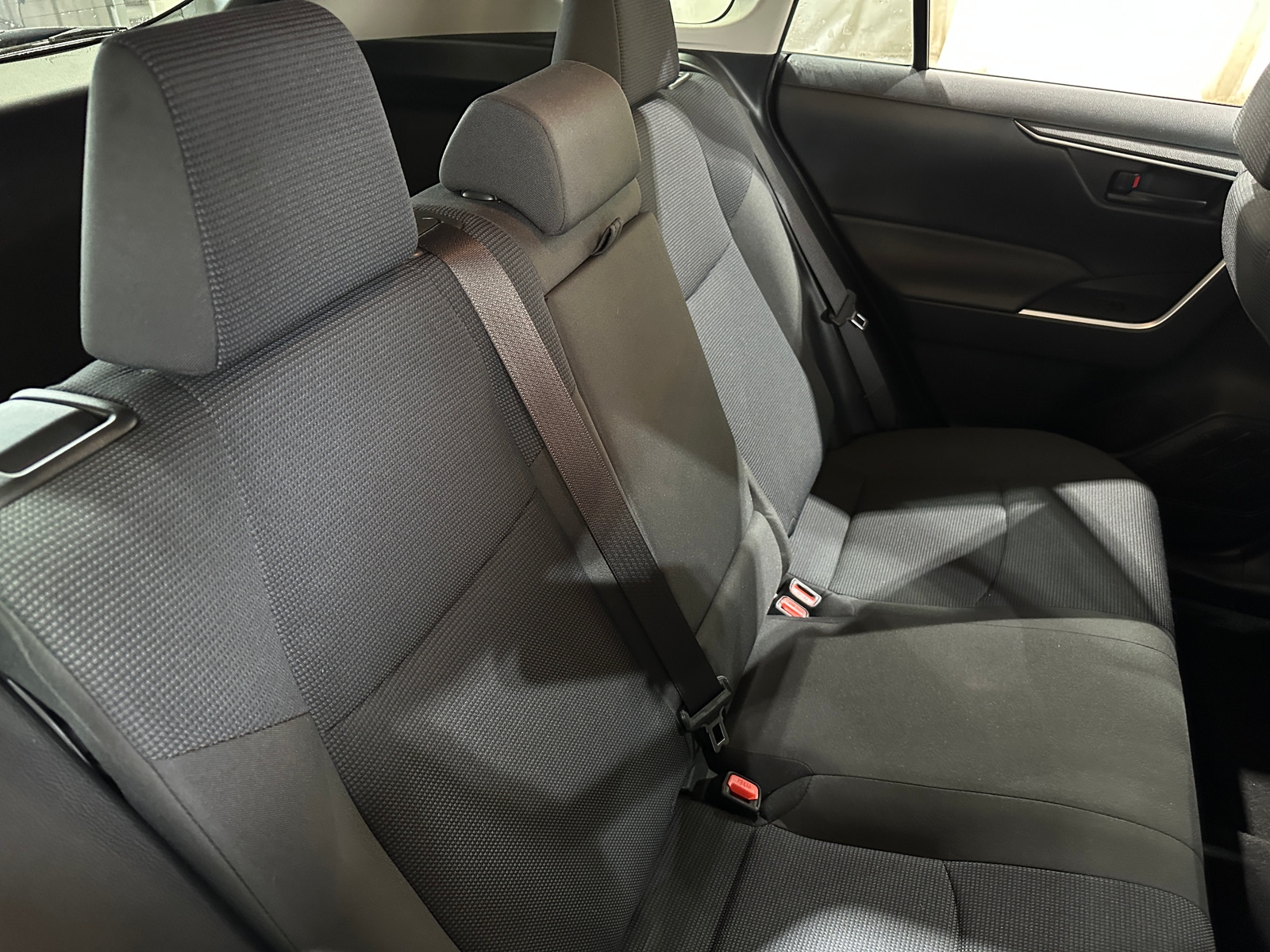 Thumbnail: 2019 Toyota RAV4 - 6