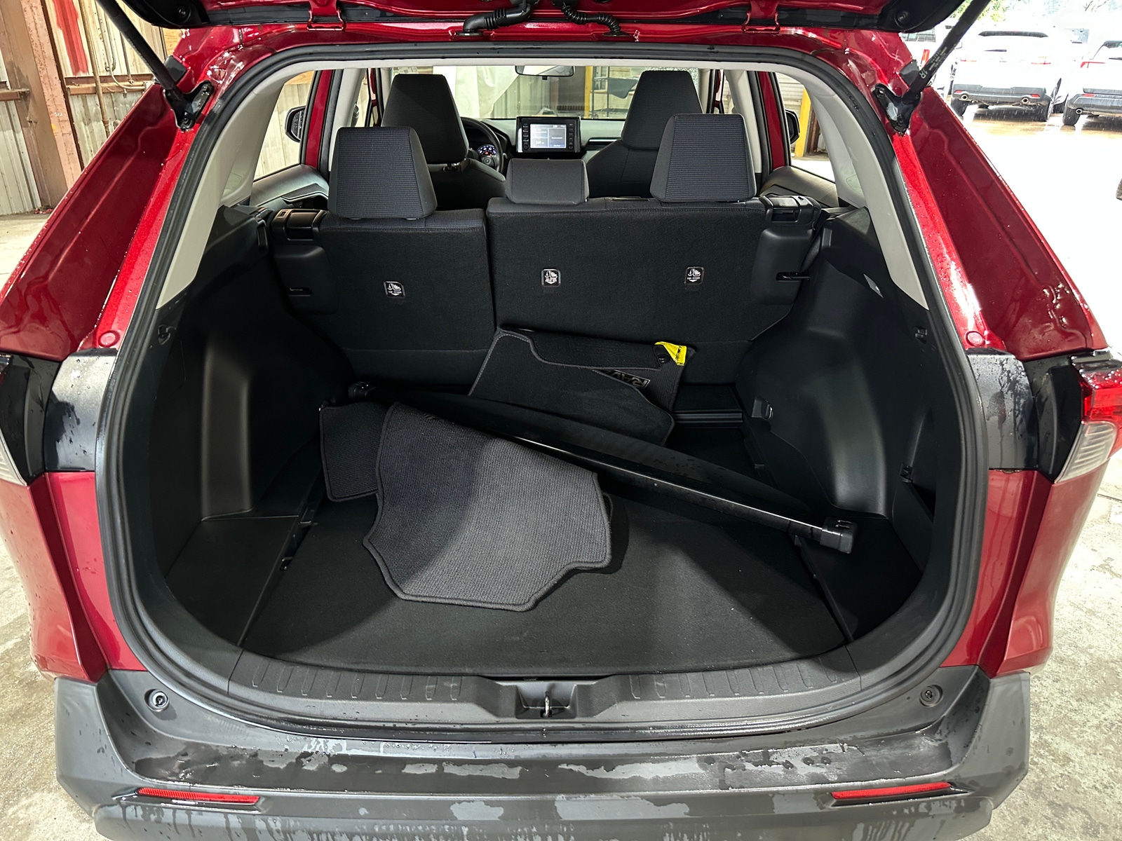 Thumbnail: 2019 Toyota RAV4 - 7