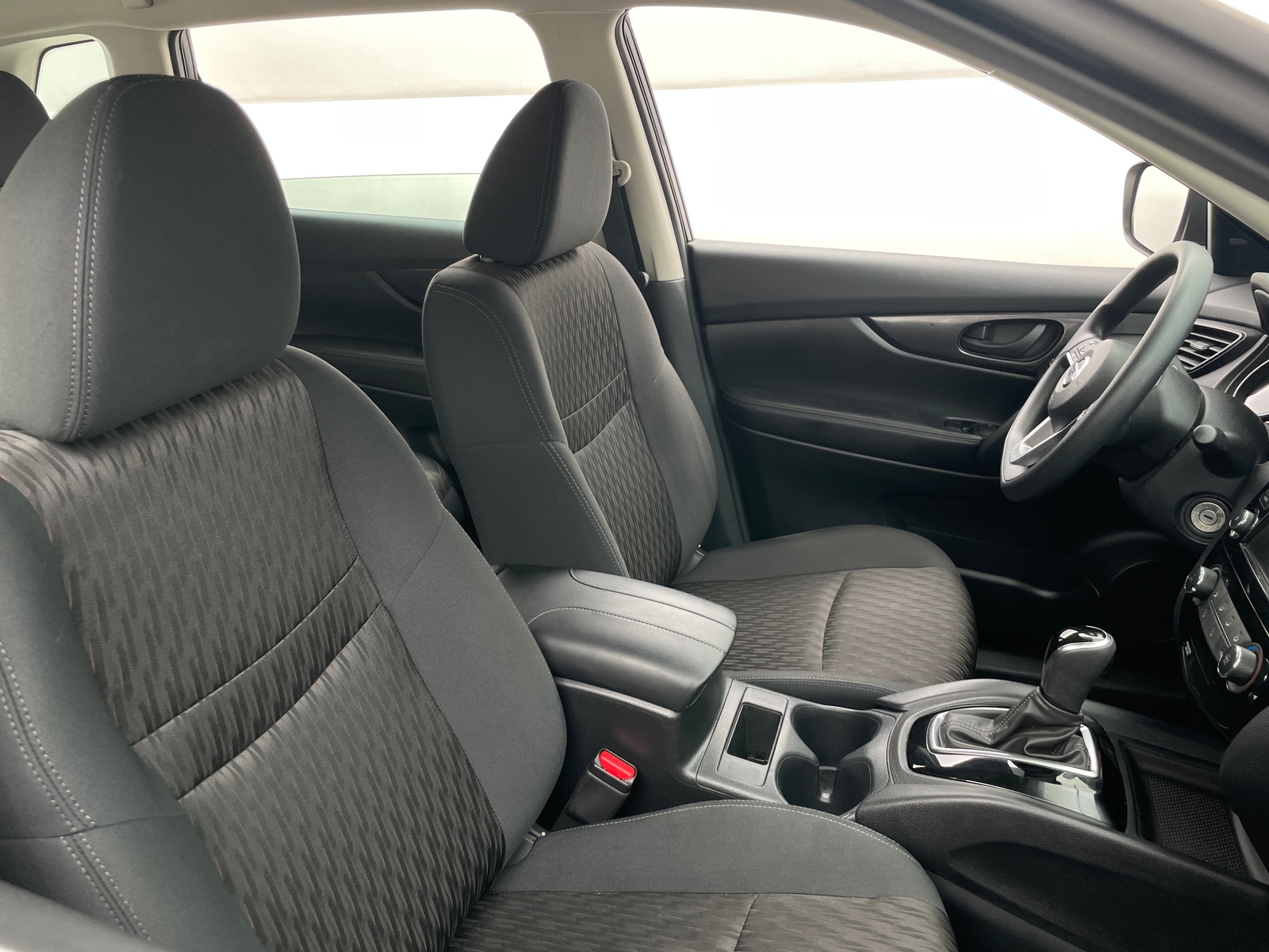 Thumbnail: 2020 Nissan Rogue - 2