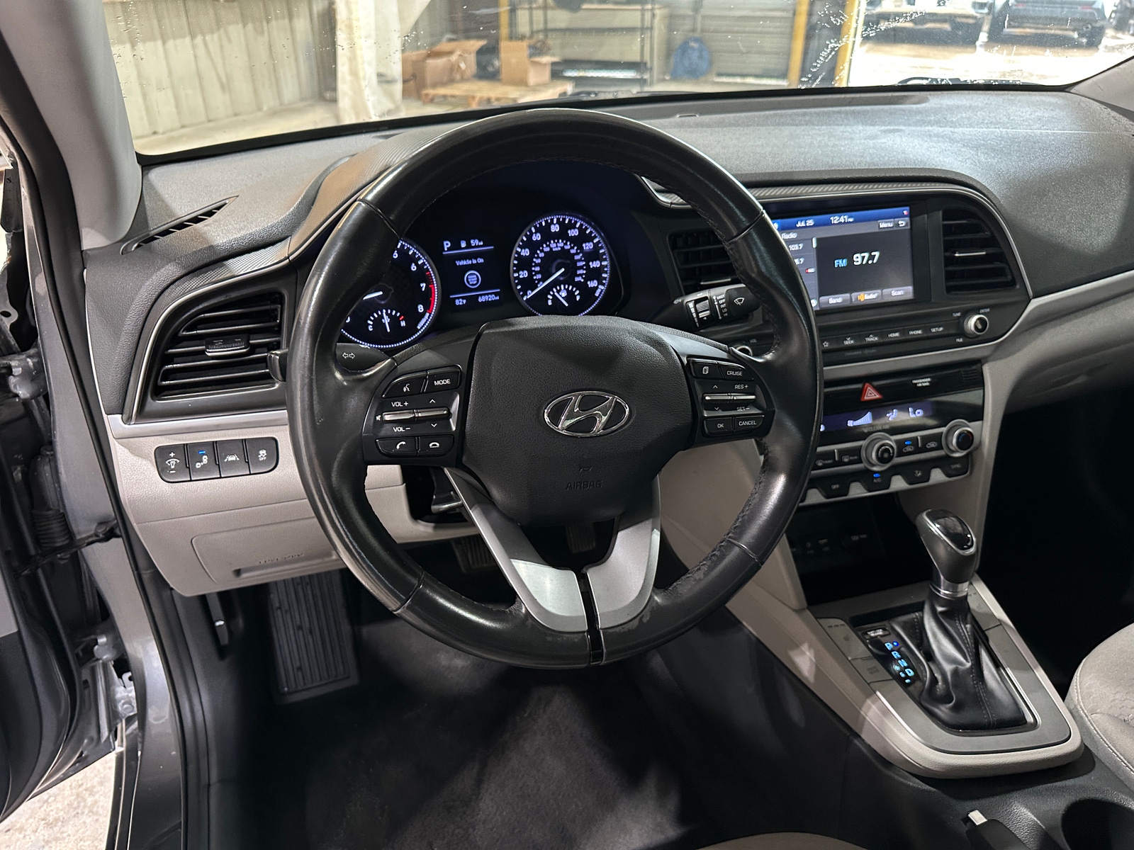 Thumbnail: 2019 Hyundai Elantra - 5