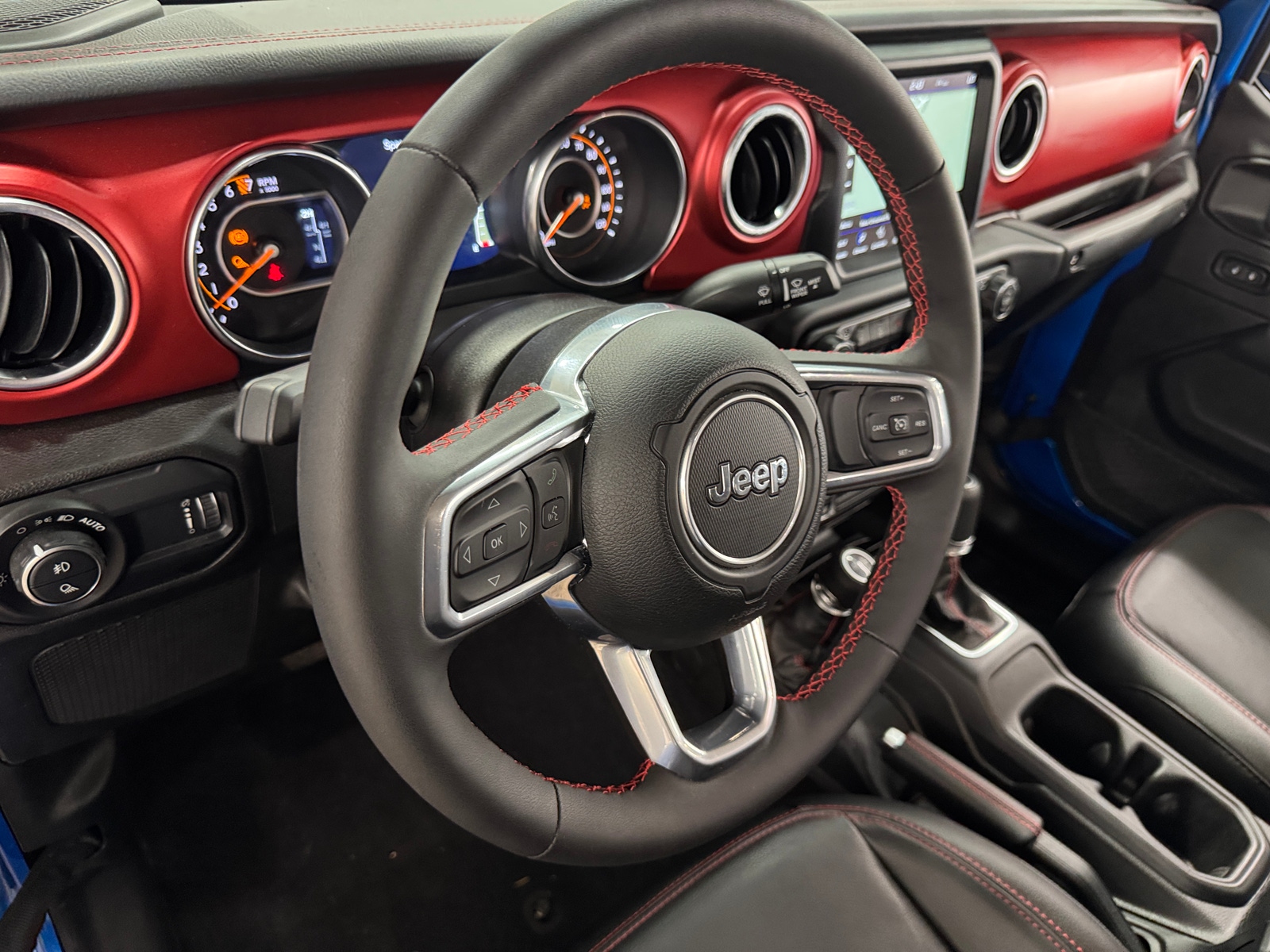Thumbnail: 2023 Jeep Gladiator - 2