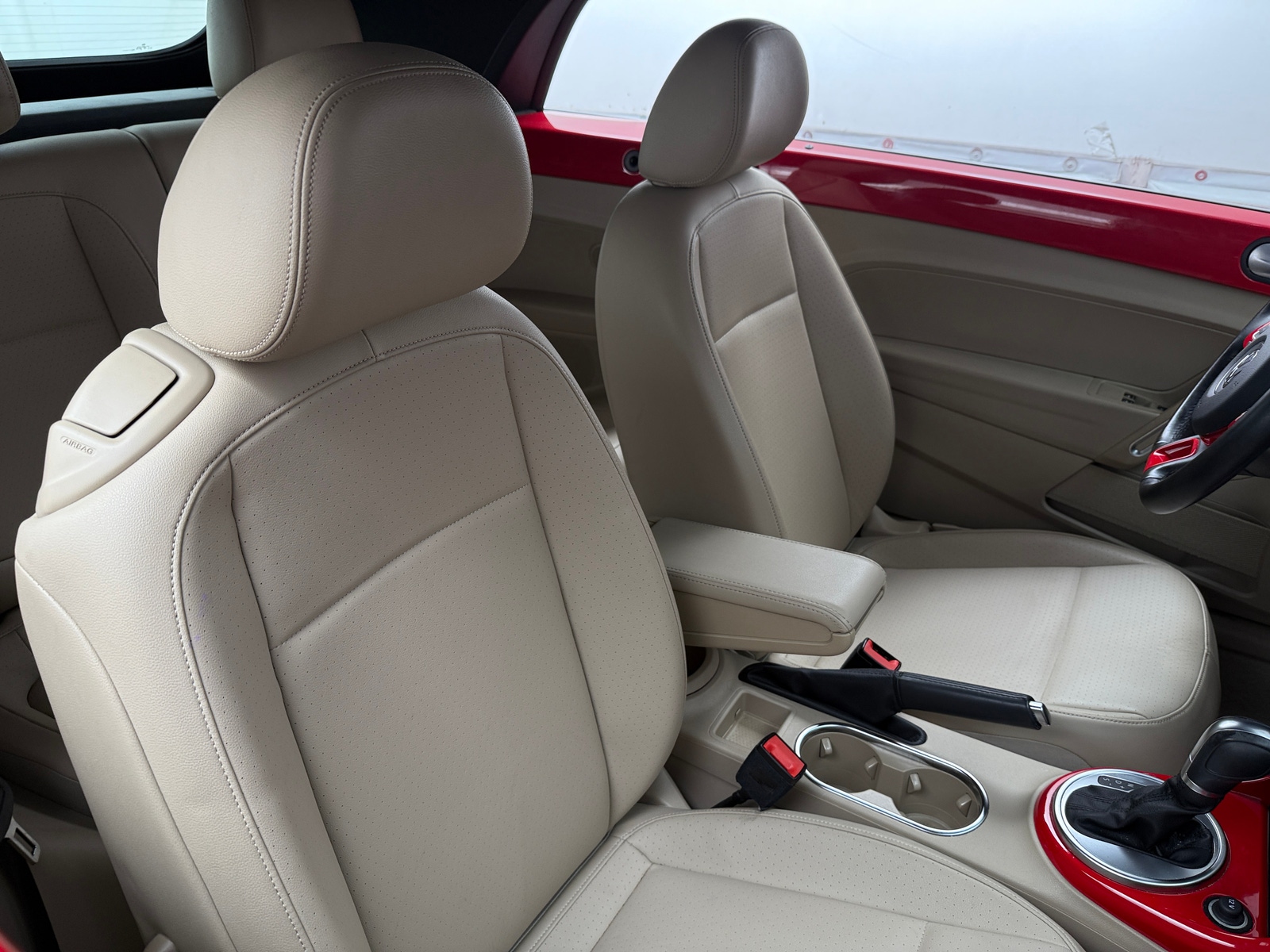 Thumbnail: 2017 Volkswagen Beetle - 2