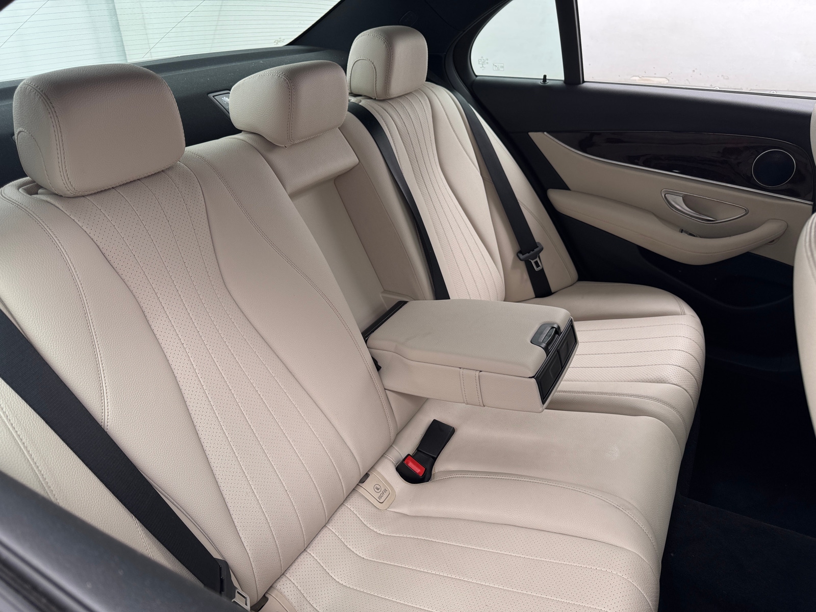 Thumbnail: 2017 Mercedes-Benz E-Class - 5