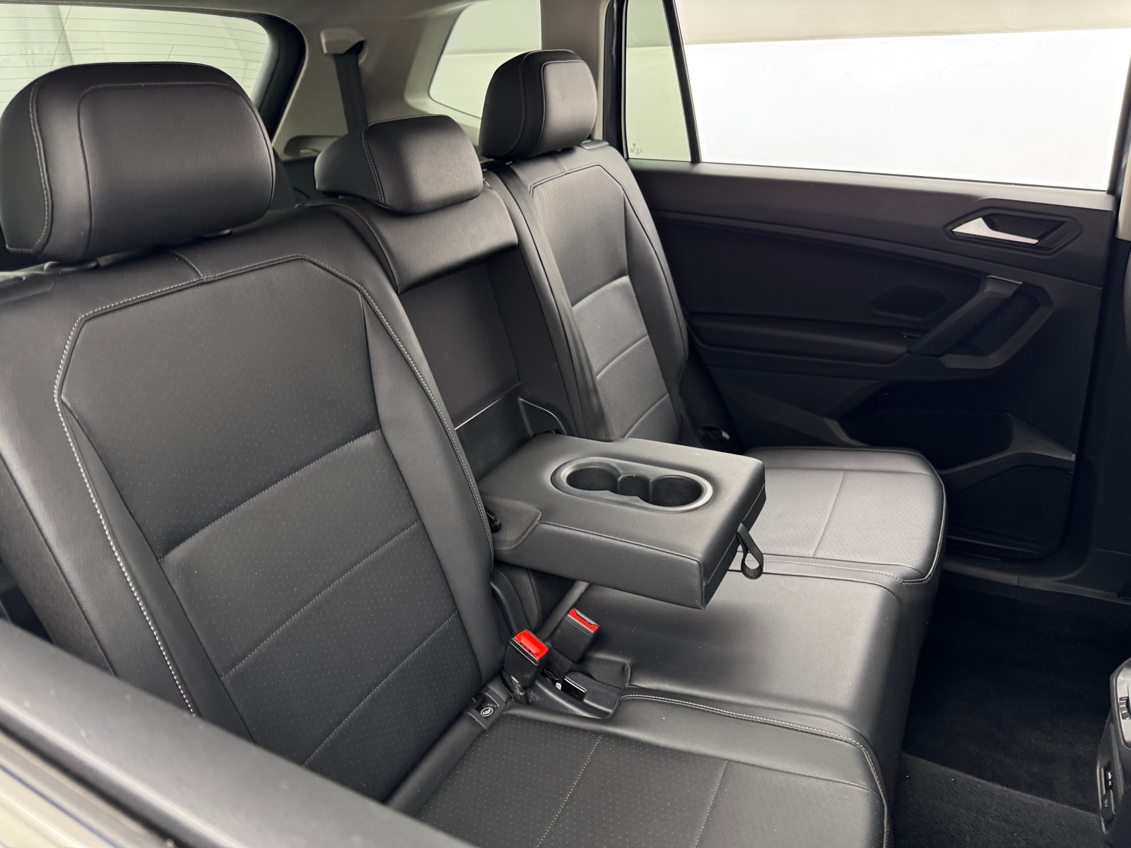 Thumbnail: 2019 Volkswagen Tiguan - 5