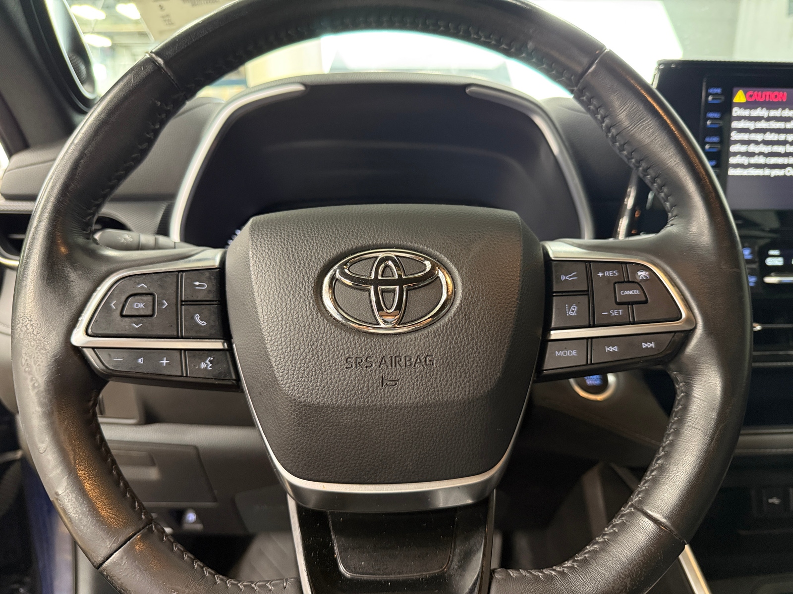 Thumbnail: 2021 Toyota Highlander - 5