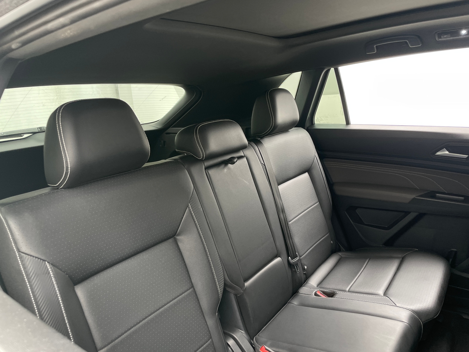 Thumbnail: 2022 Volkswagen Atlas - 5