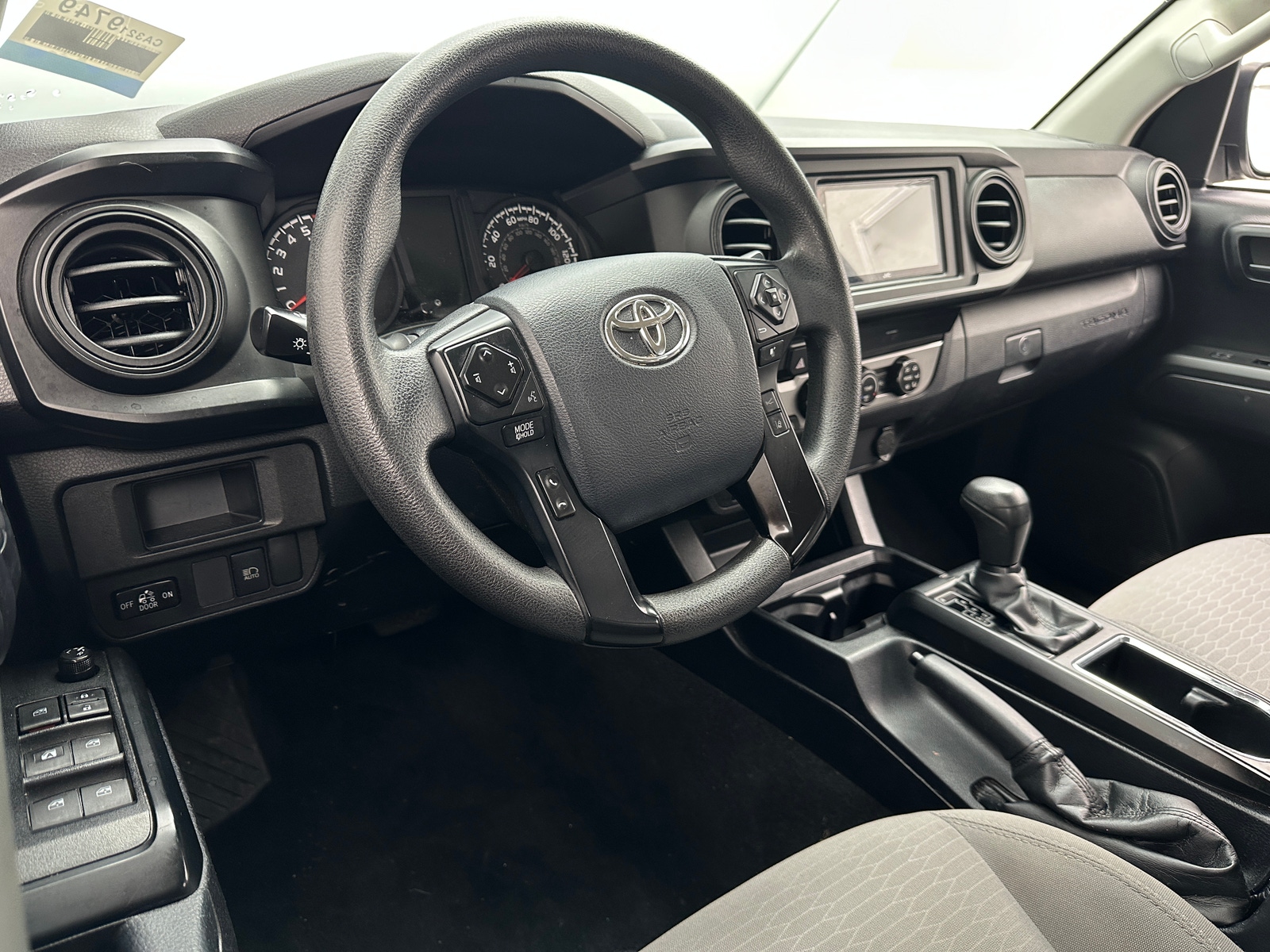 Thumbnail: 2019 Toyota Tacoma - 3