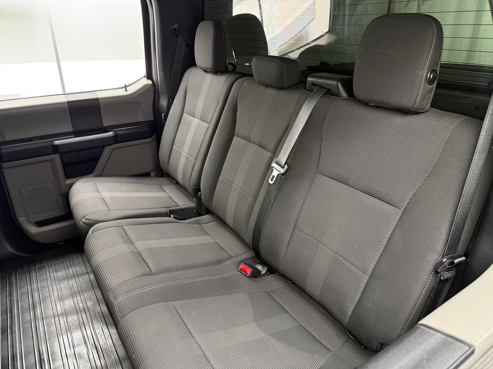 Thumbnail: 2017 Ford Econoline - 6