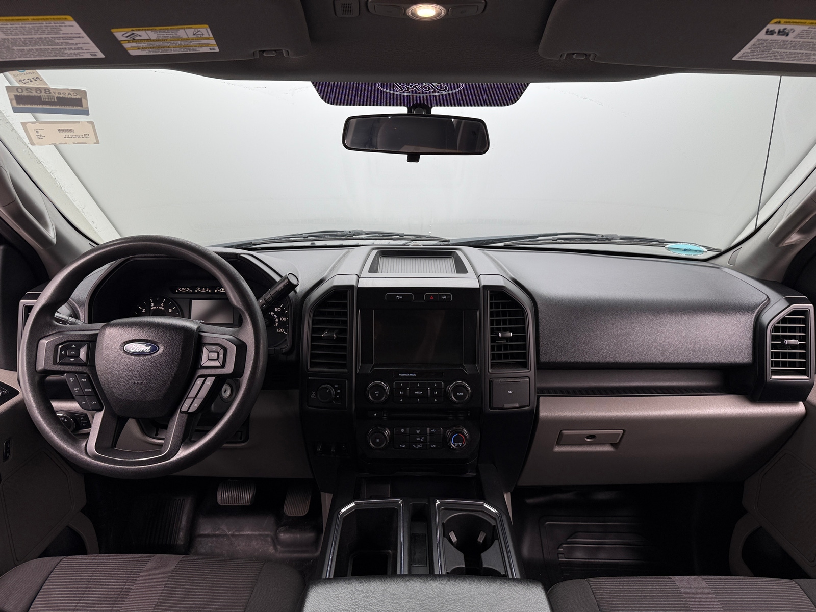 Thumbnail: 2017 Ford Econoline - 3