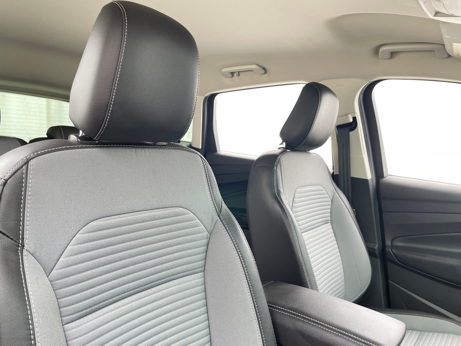Thumbnail: 2019 Ford Escape - 2