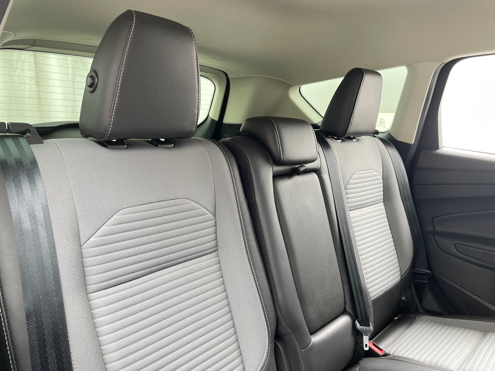 Thumbnail: 2019 Ford Escape - 6