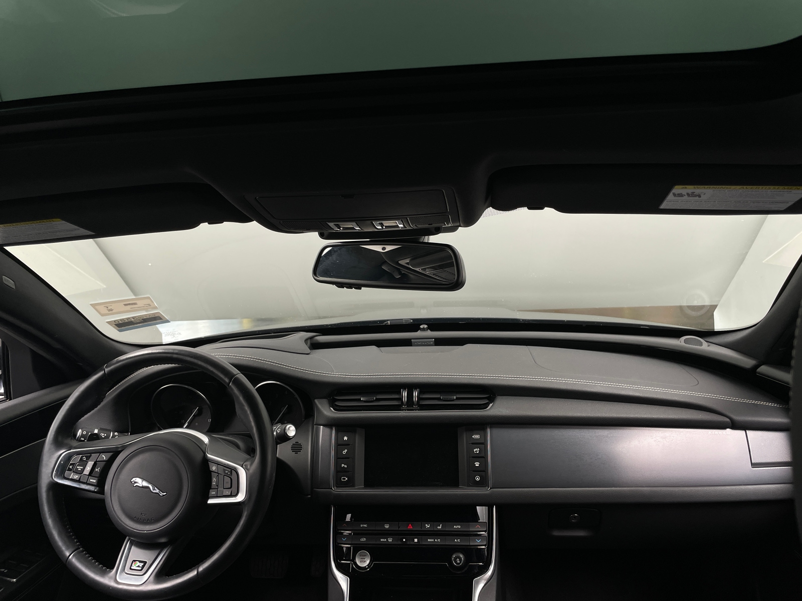 Thumbnail: 2016 Jaguar XF - 2