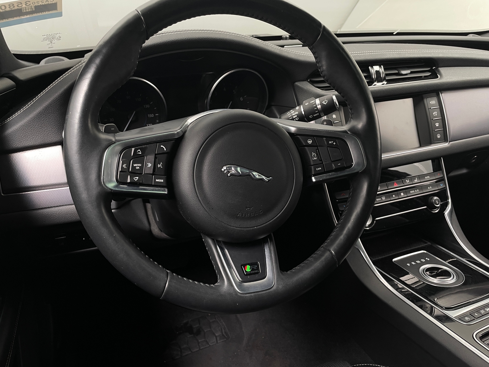 Thumbnail: 2016 Jaguar XF - 4