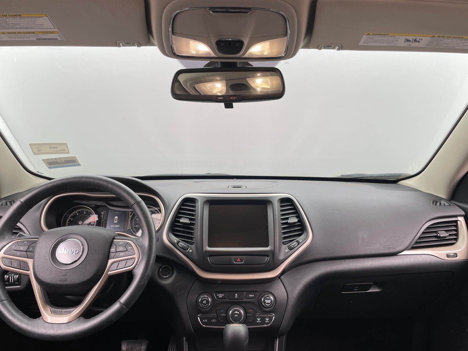Thumbnail: 2017 Jeep Cherokee - 3