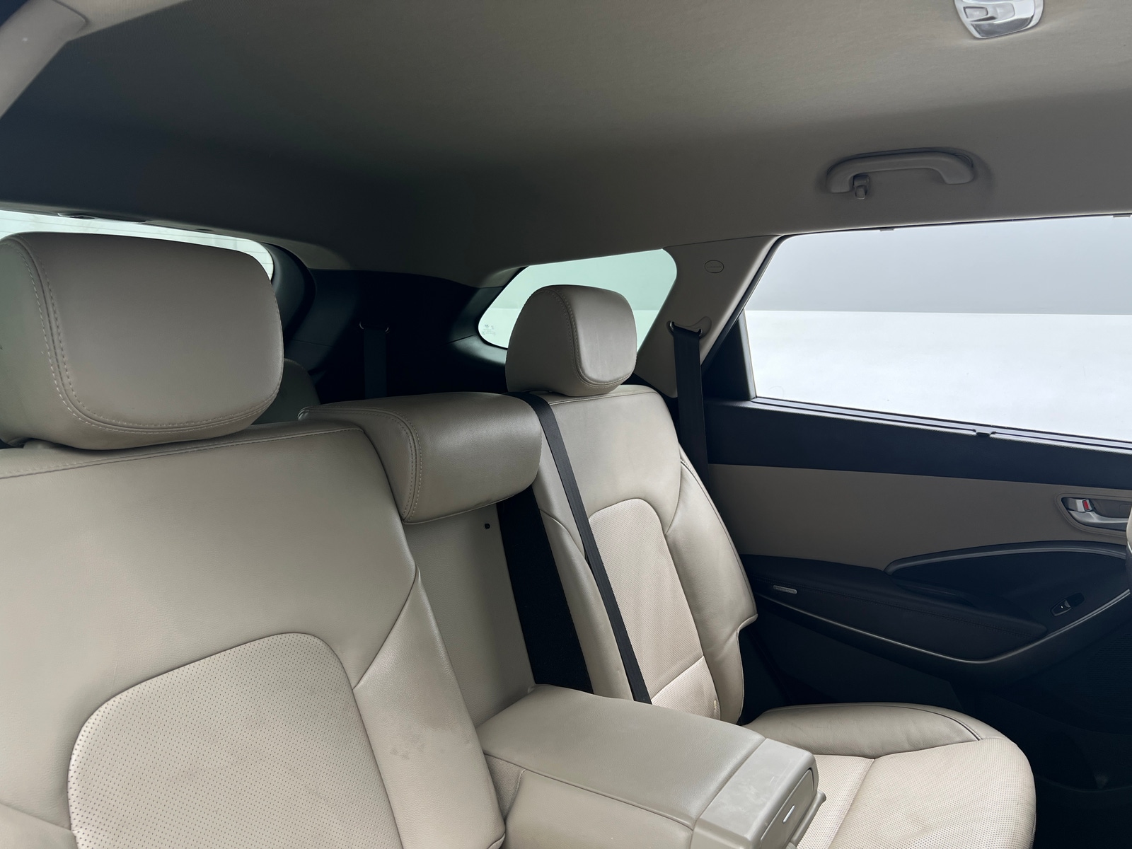 Thumbnail: 2017 Hyundai Santa Fe - 5