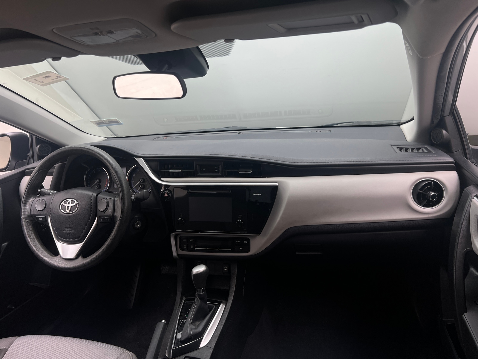 Thumbnail: 2017 Toyota Corolla - 3