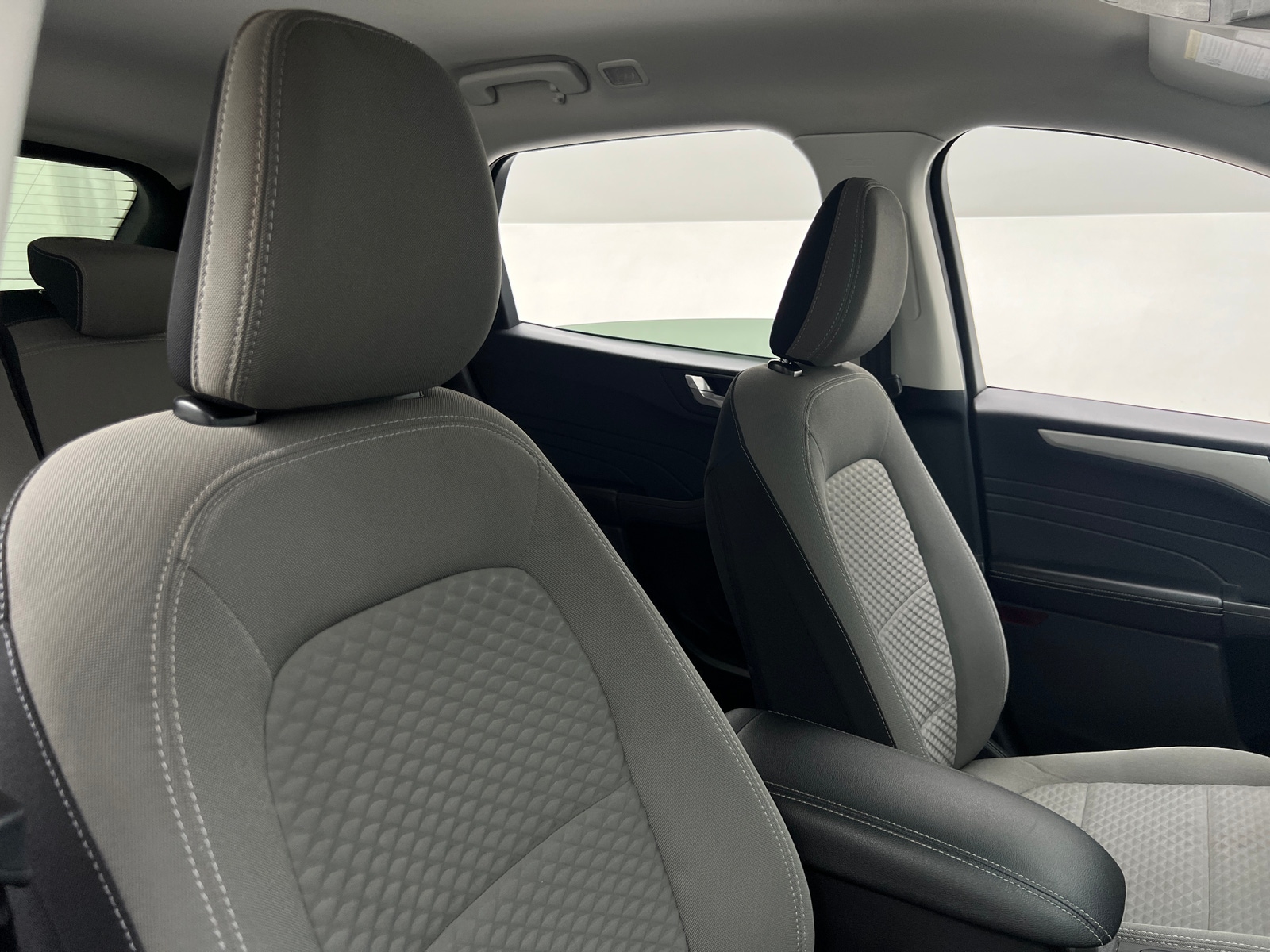 Thumbnail: 2021 Ford Escape - 2