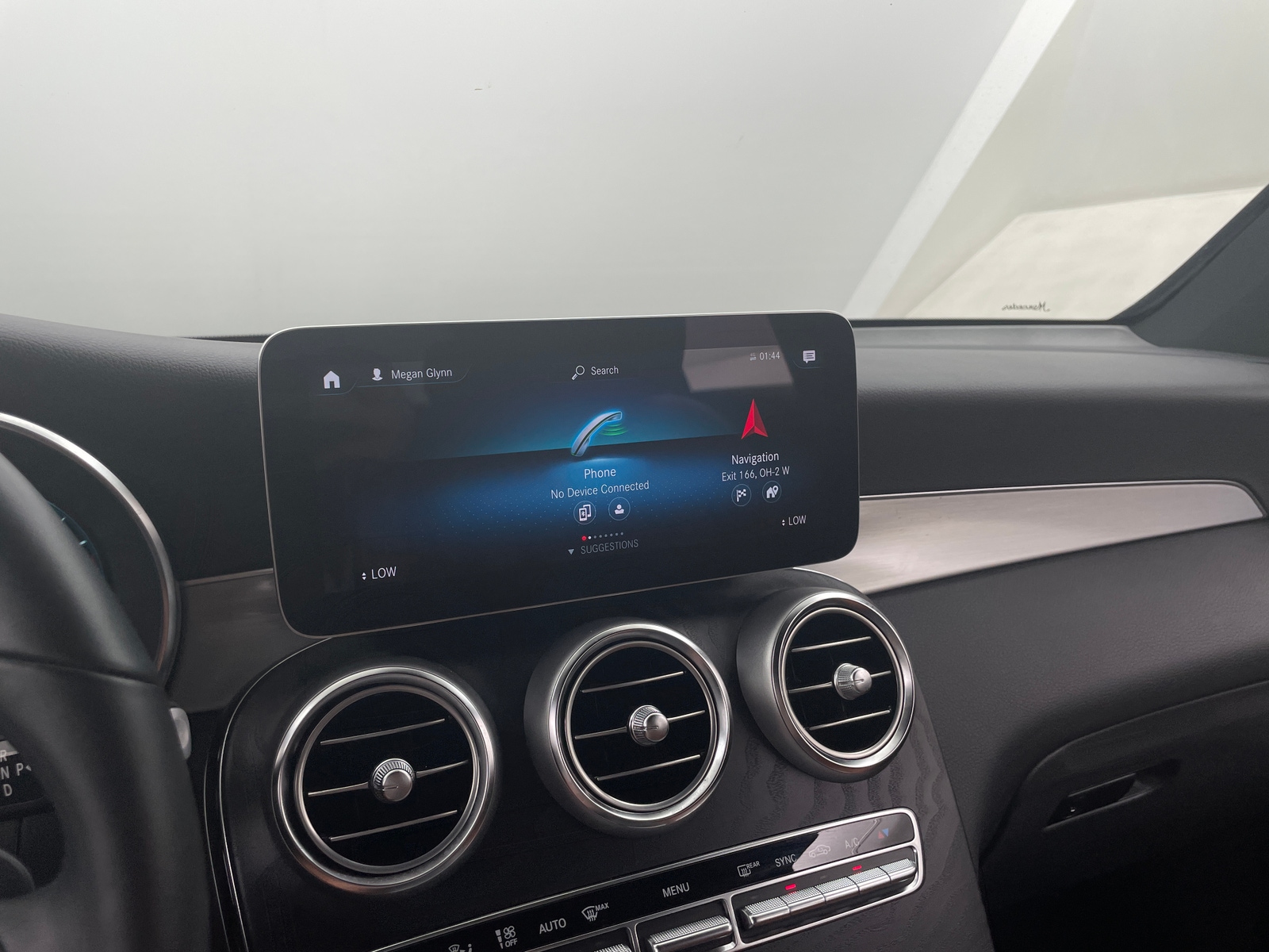 Thumbnail: 2022 Mercedes-Benz GLC - 3