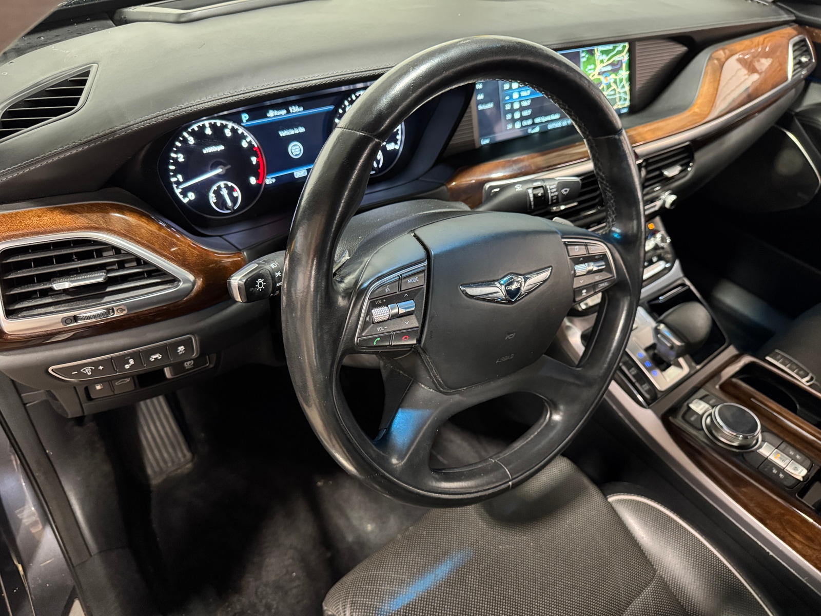 Thumbnail: 2017 Genesis G90 - 2