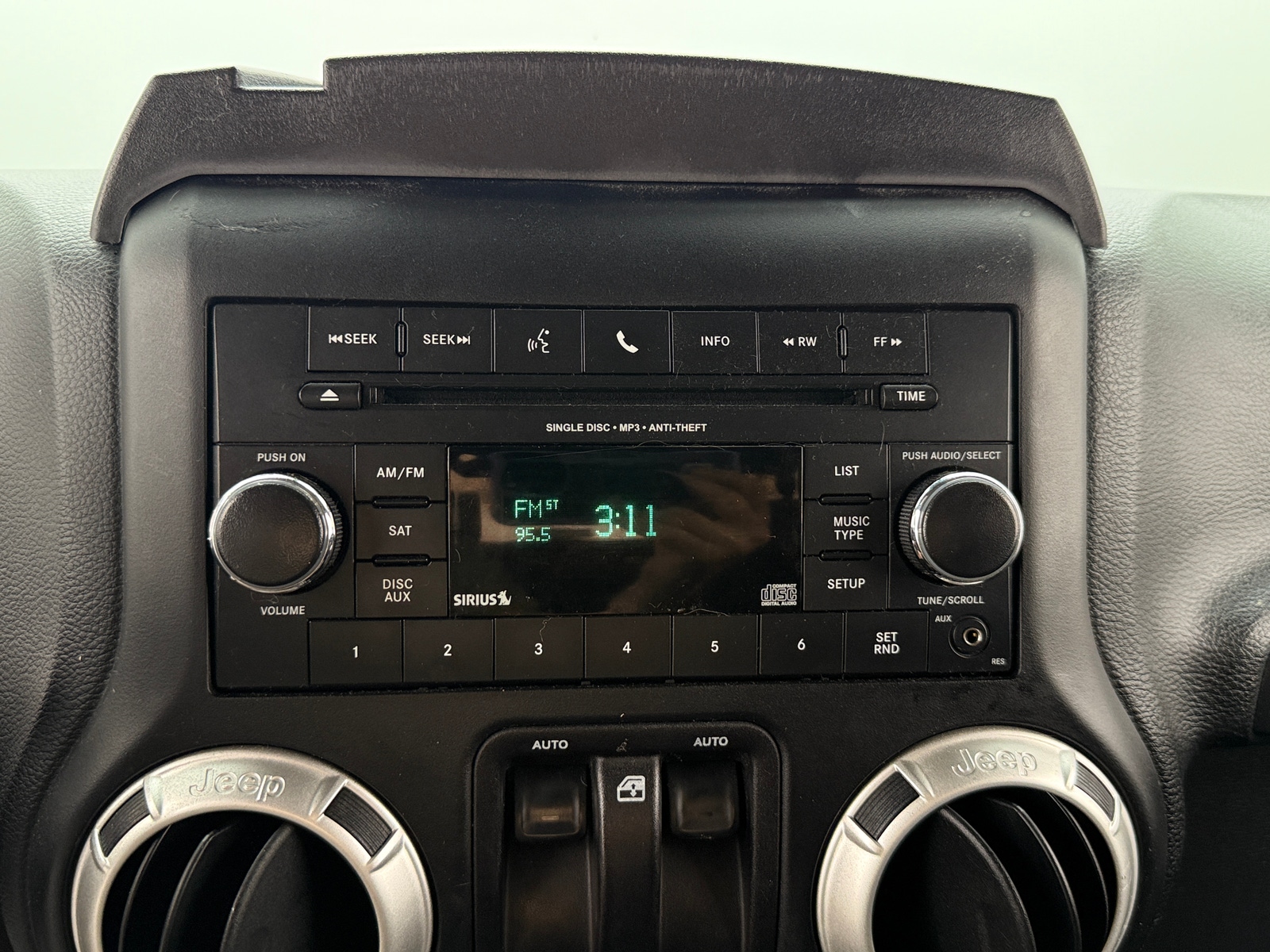 Thumbnail: 2018 Jeep Wrangler - 4