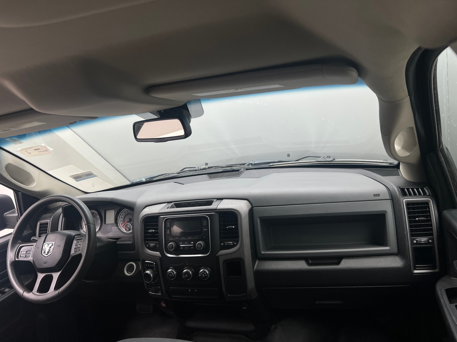 Thumbnail: 2020 RAM 1500 Classic - 2