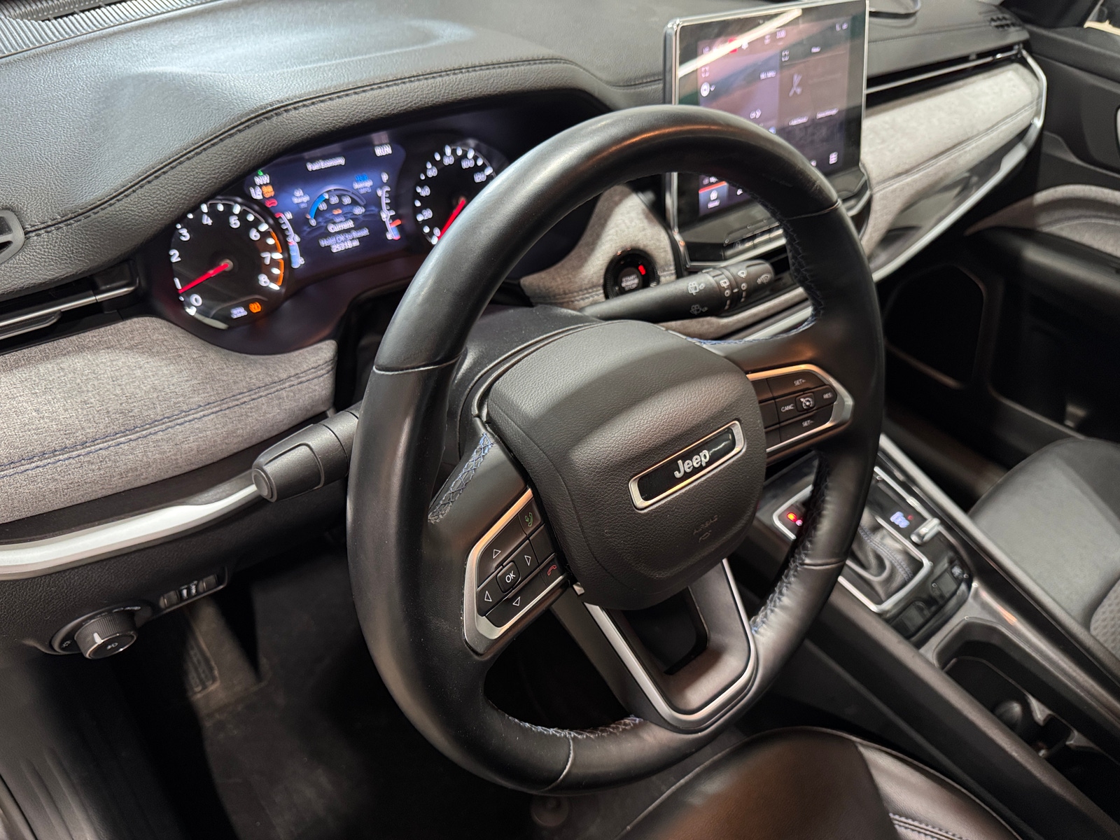 Thumbnail: 2022 Jeep Compass - 3