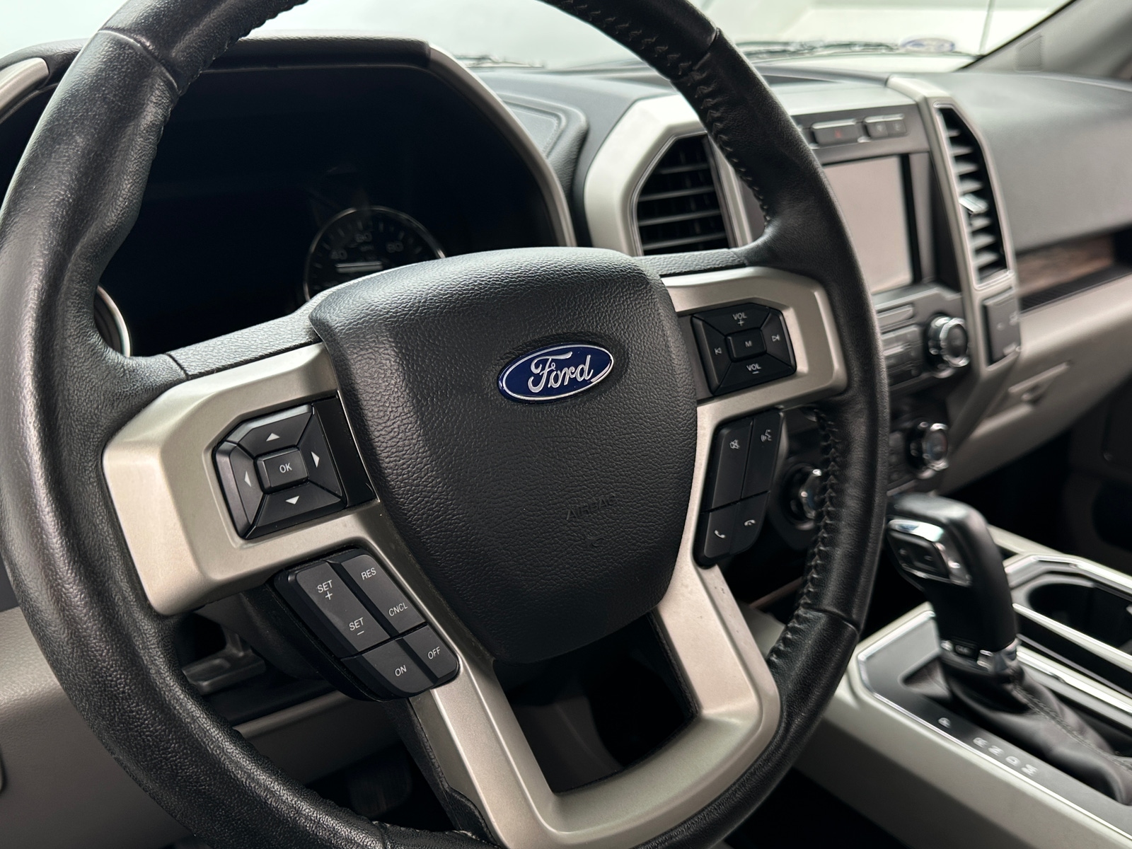 Thumbnail: 2020 Ford Econoline - 4