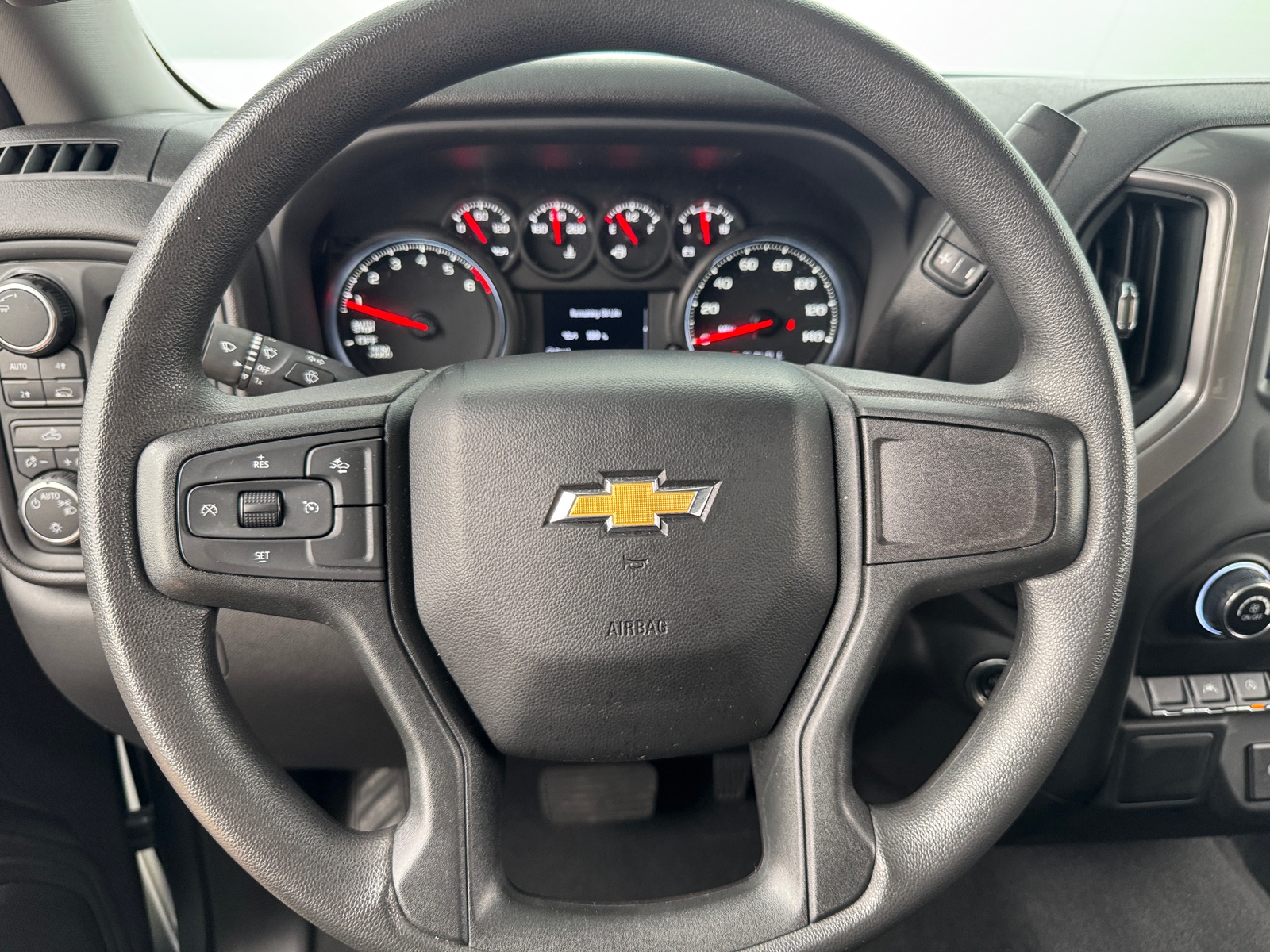 Thumbnail: 2024 Chevrolet Silverado 1500 - 5